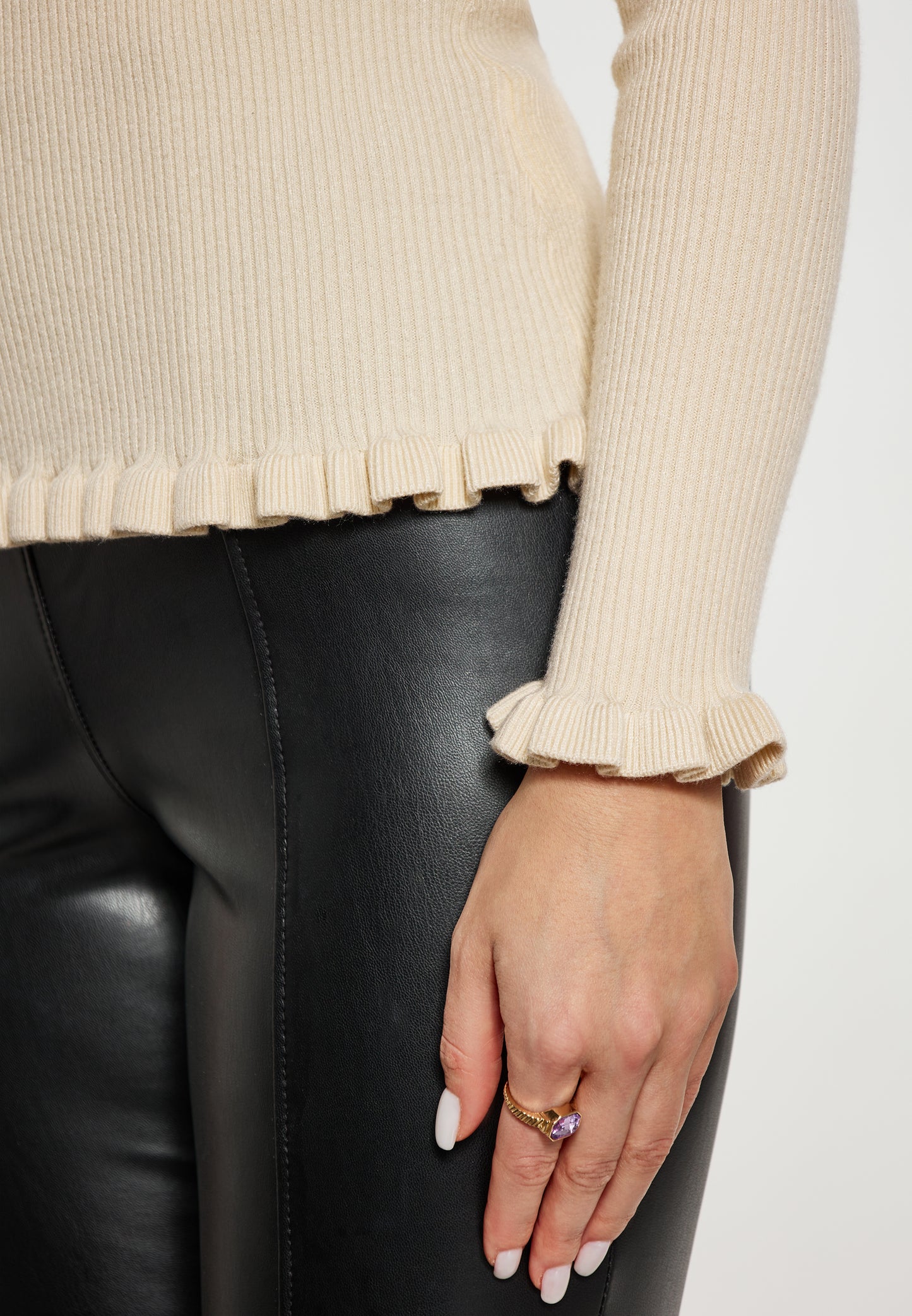 faina Pullover