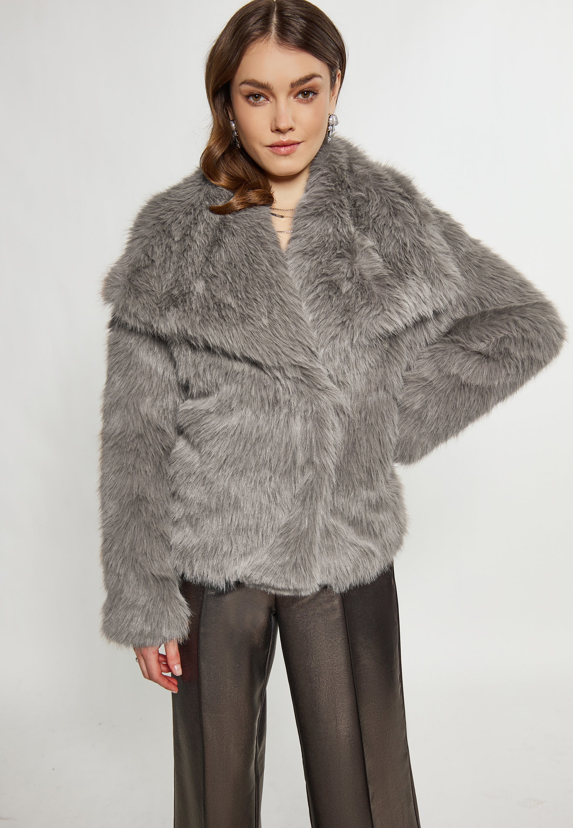faina Women's Fake Fur Jacket