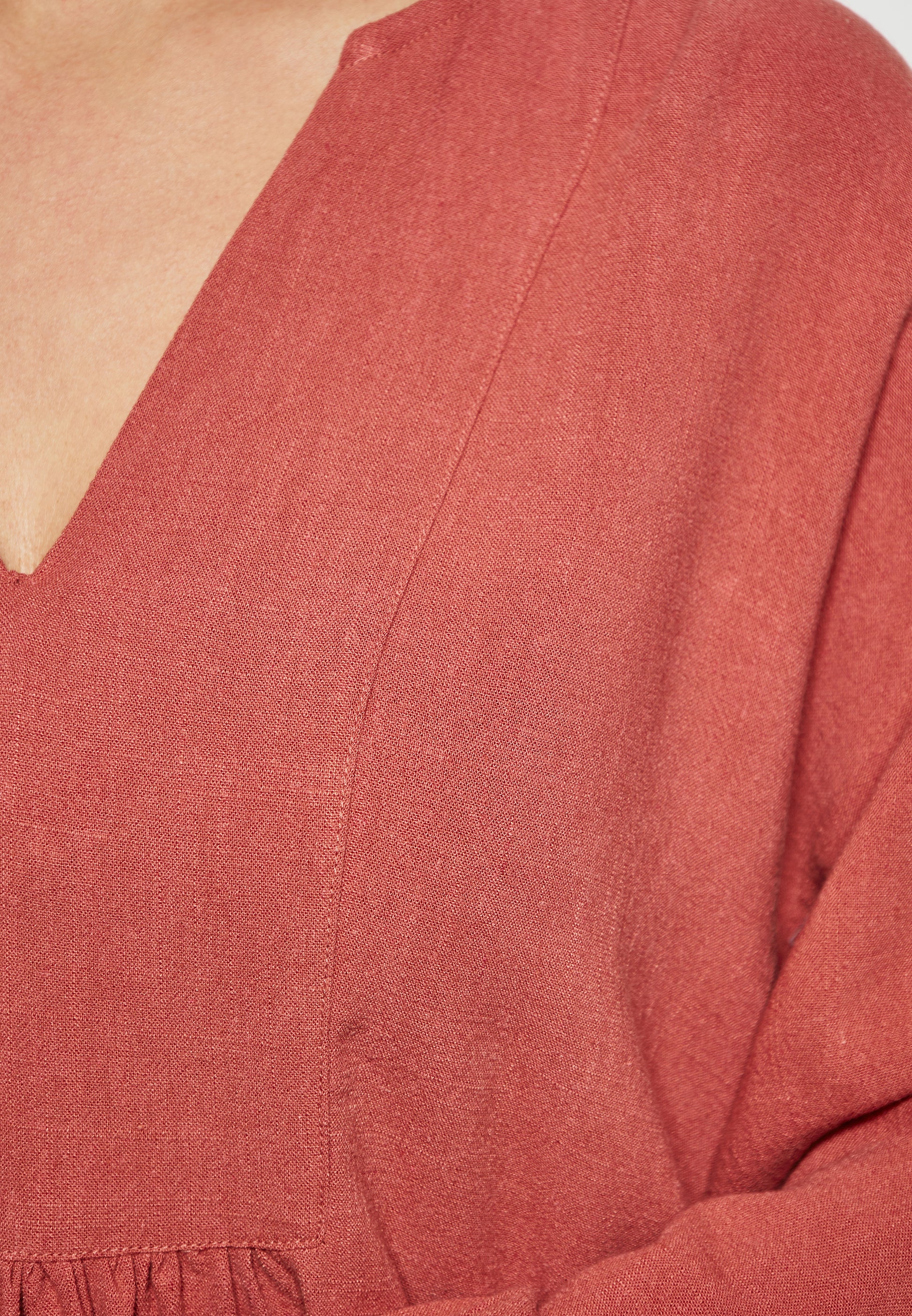 Albee Women's Blouse