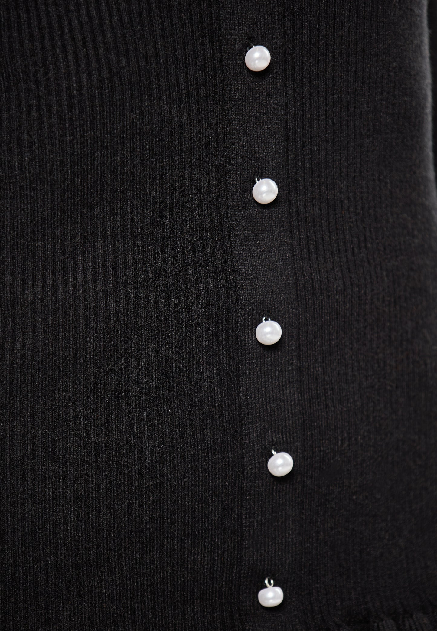 faina Cardigan