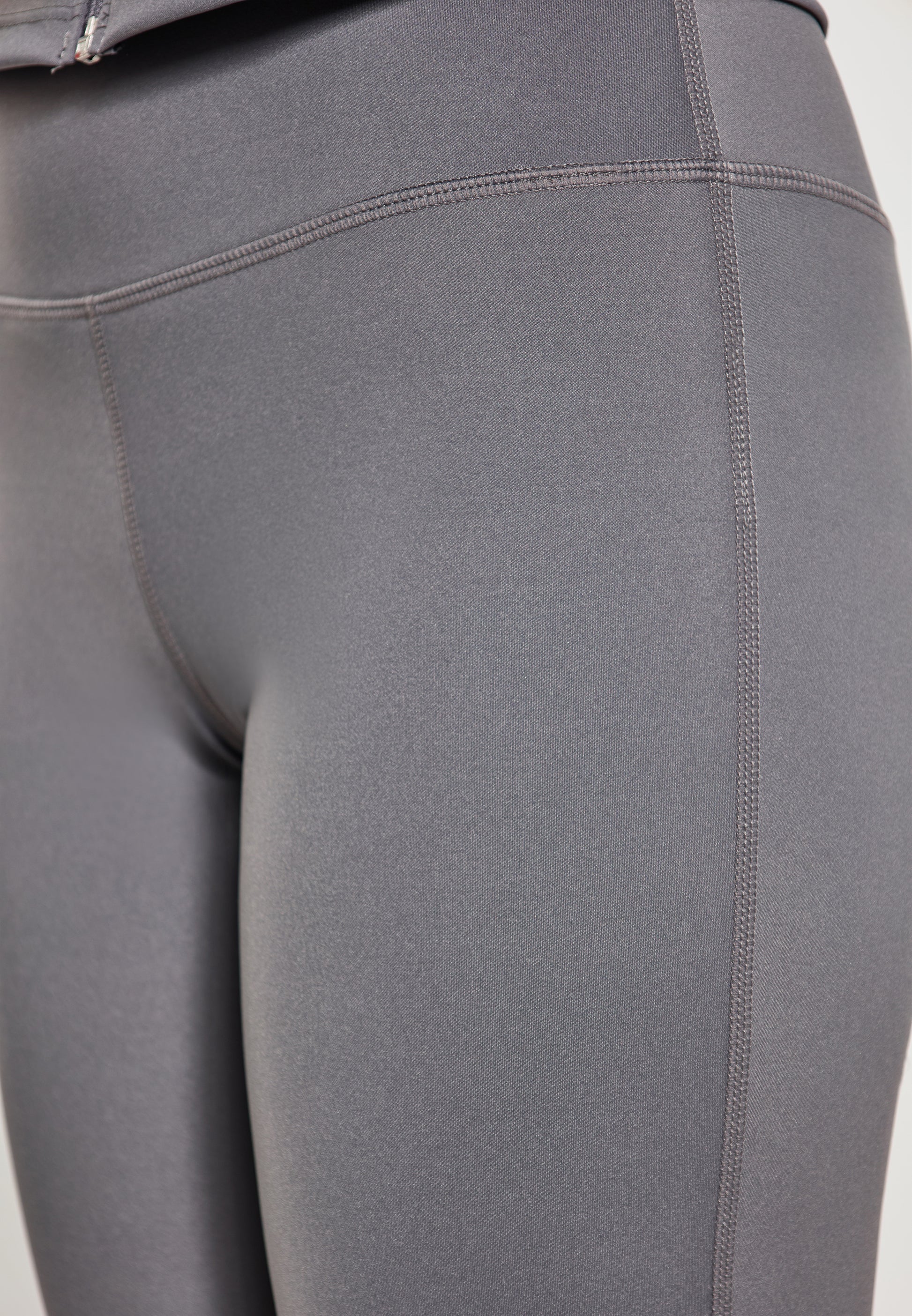 Izia Women's Shorts