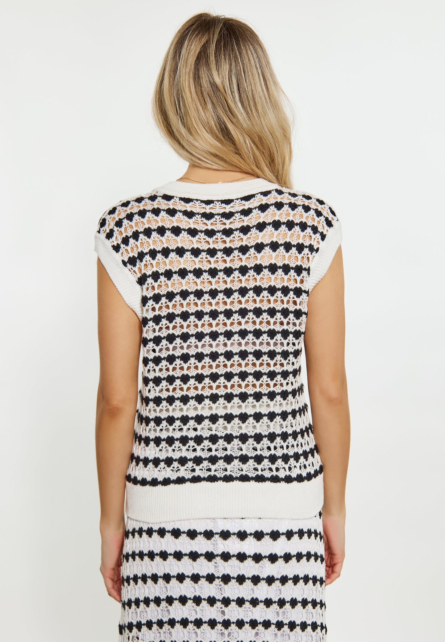 Izia Women's Sweater Vest