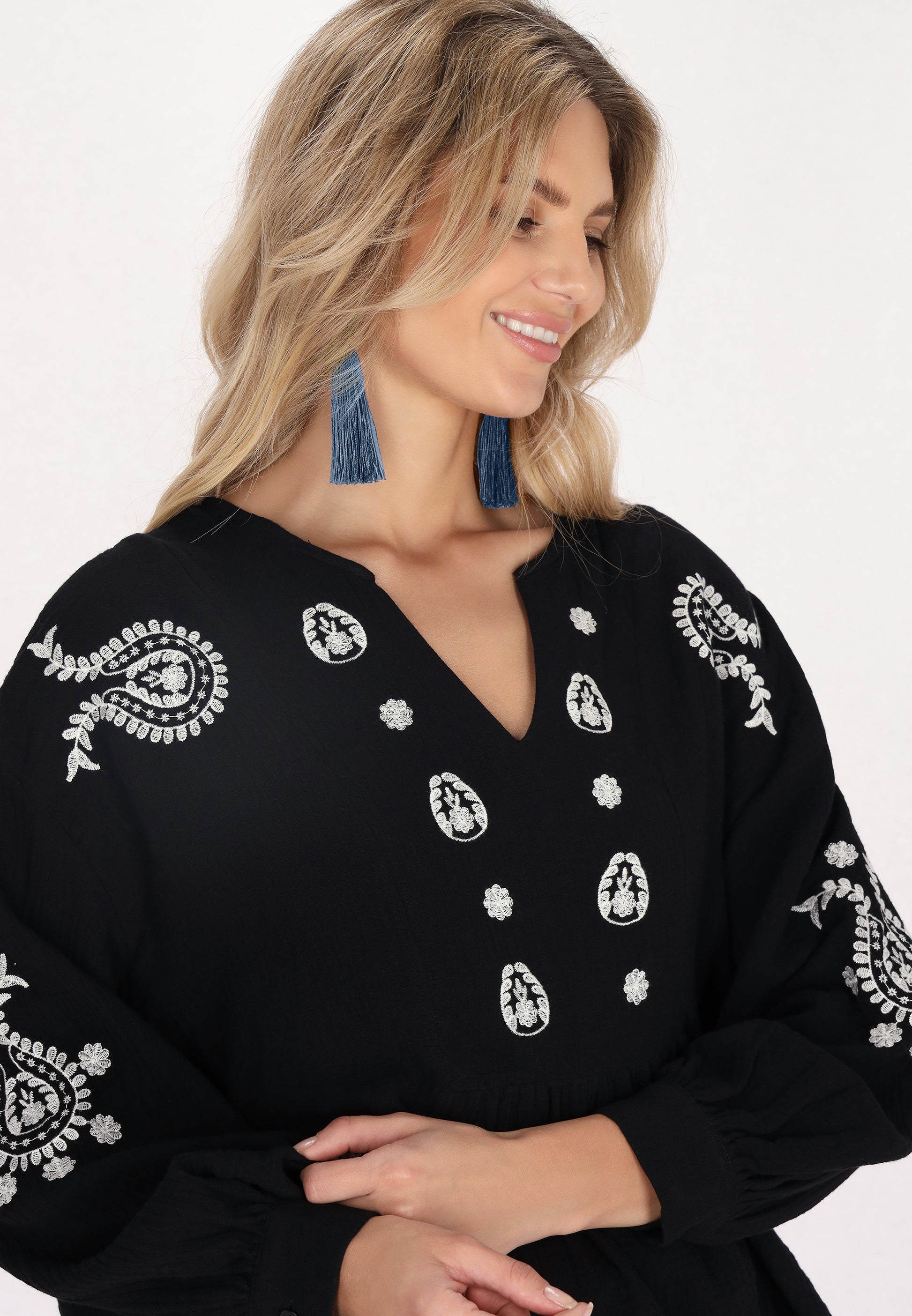Esha Women's Blouse