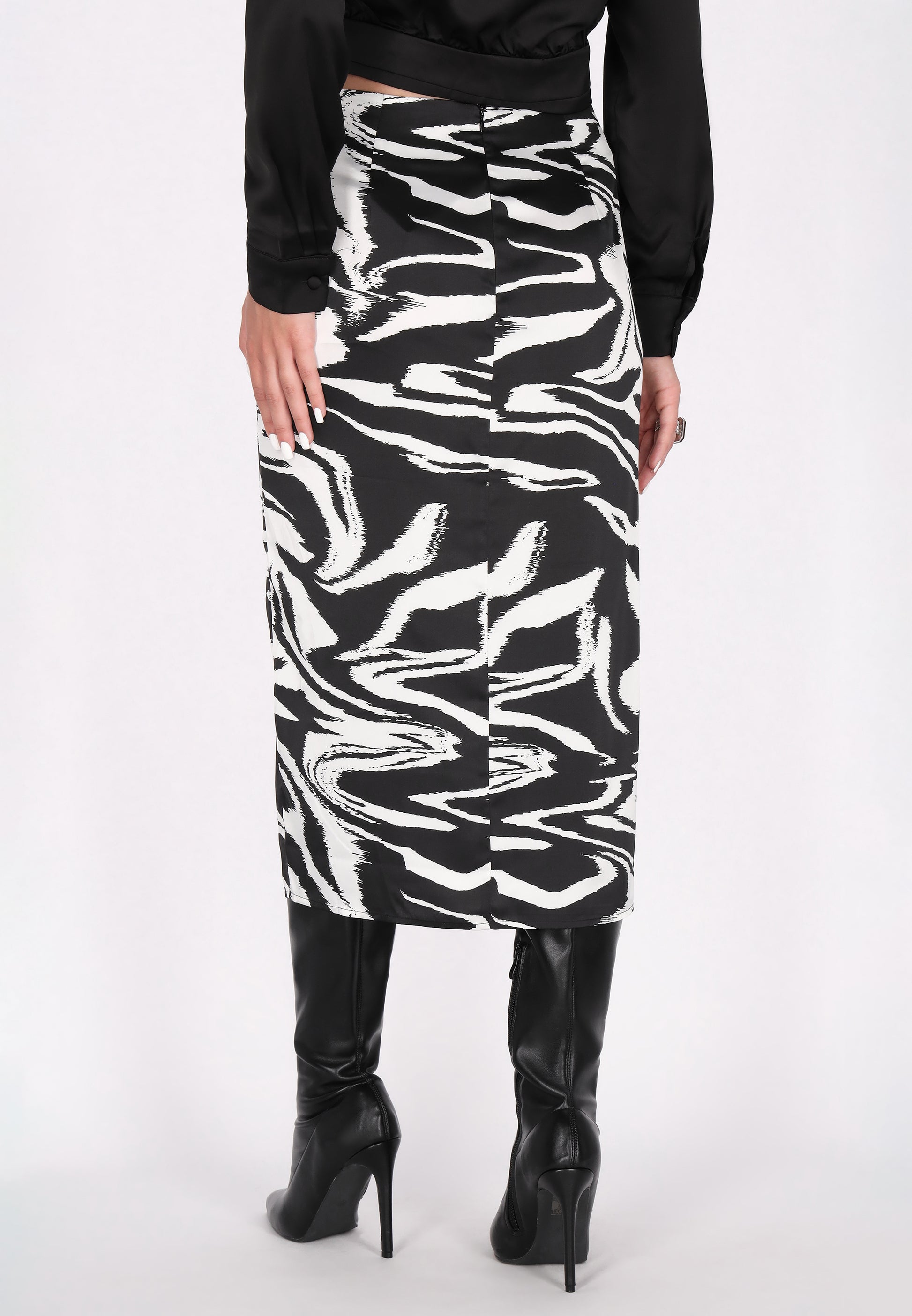 faina skirt