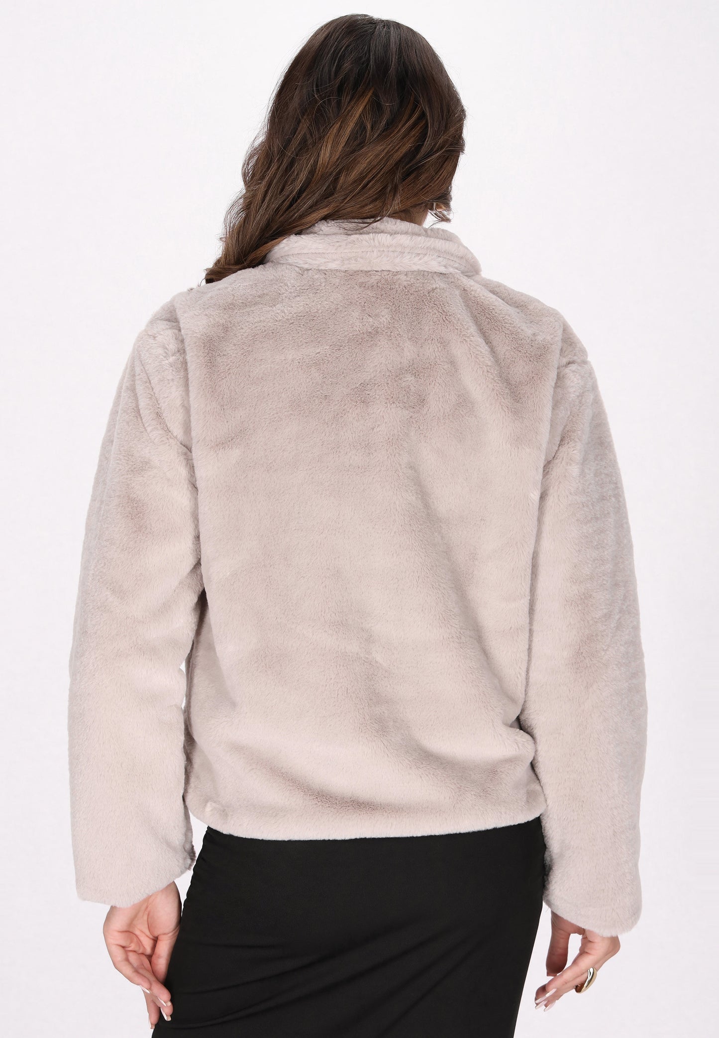 faina Jacke