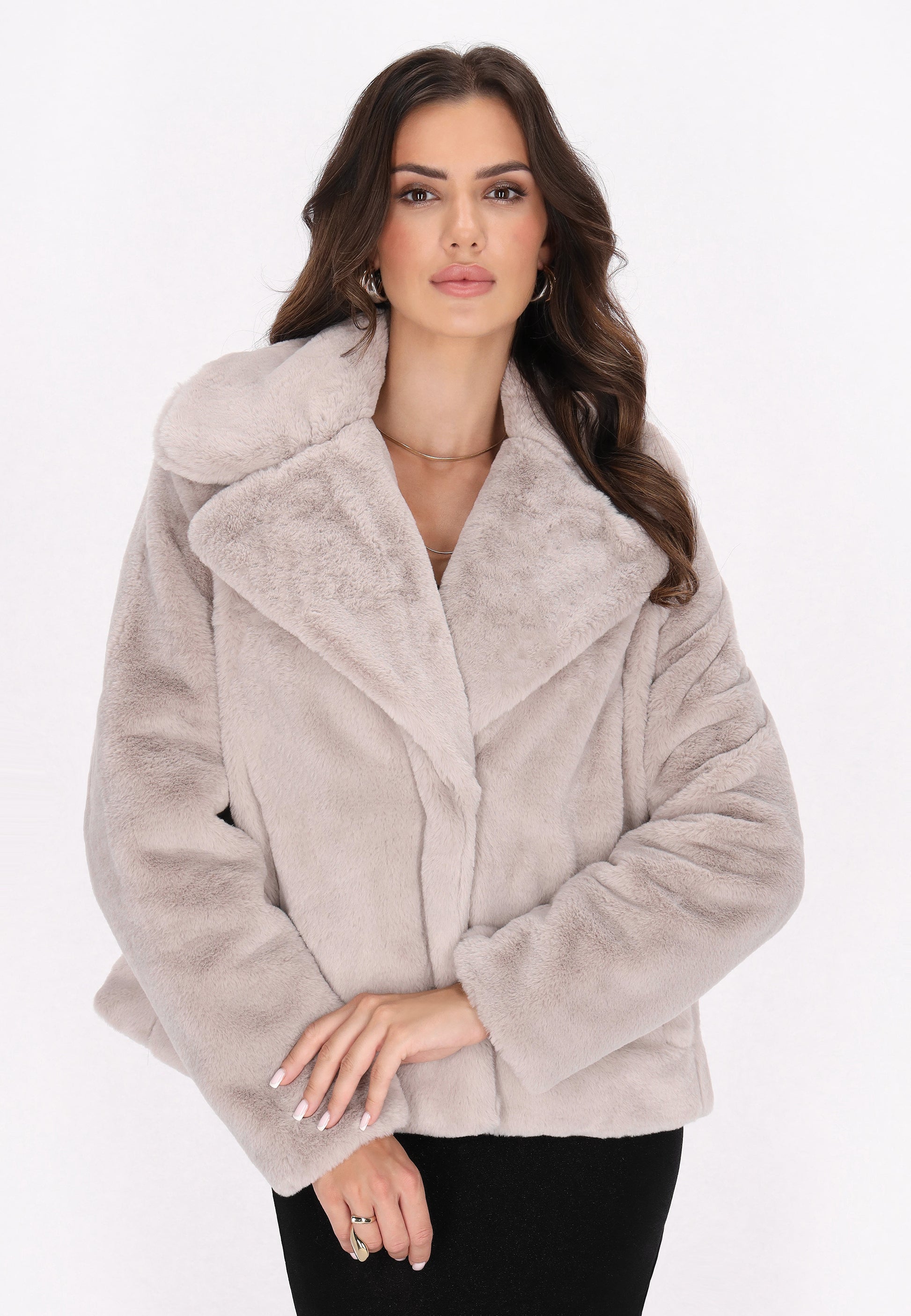 faina Jacke