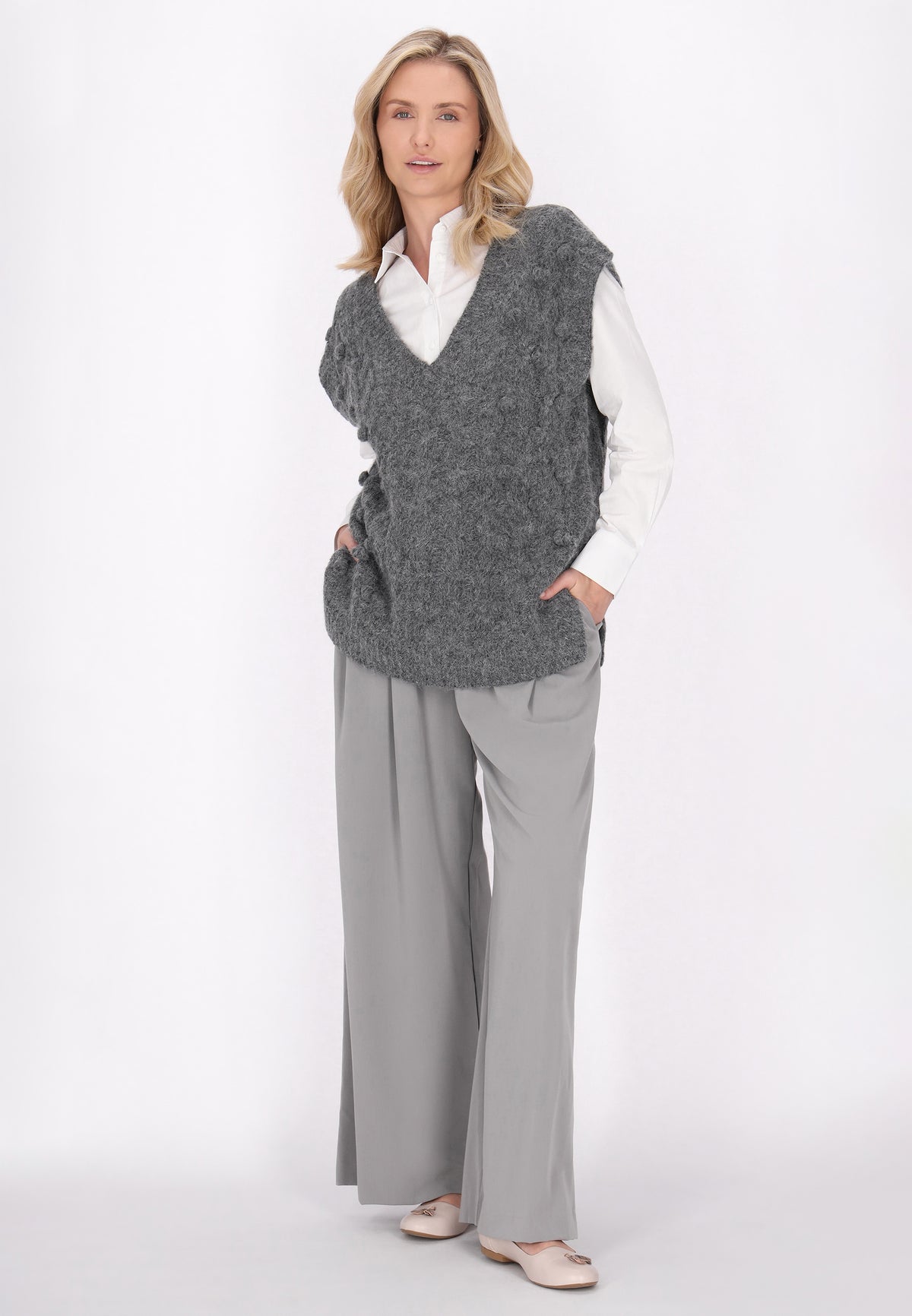 Halee Women's Sweater Vest