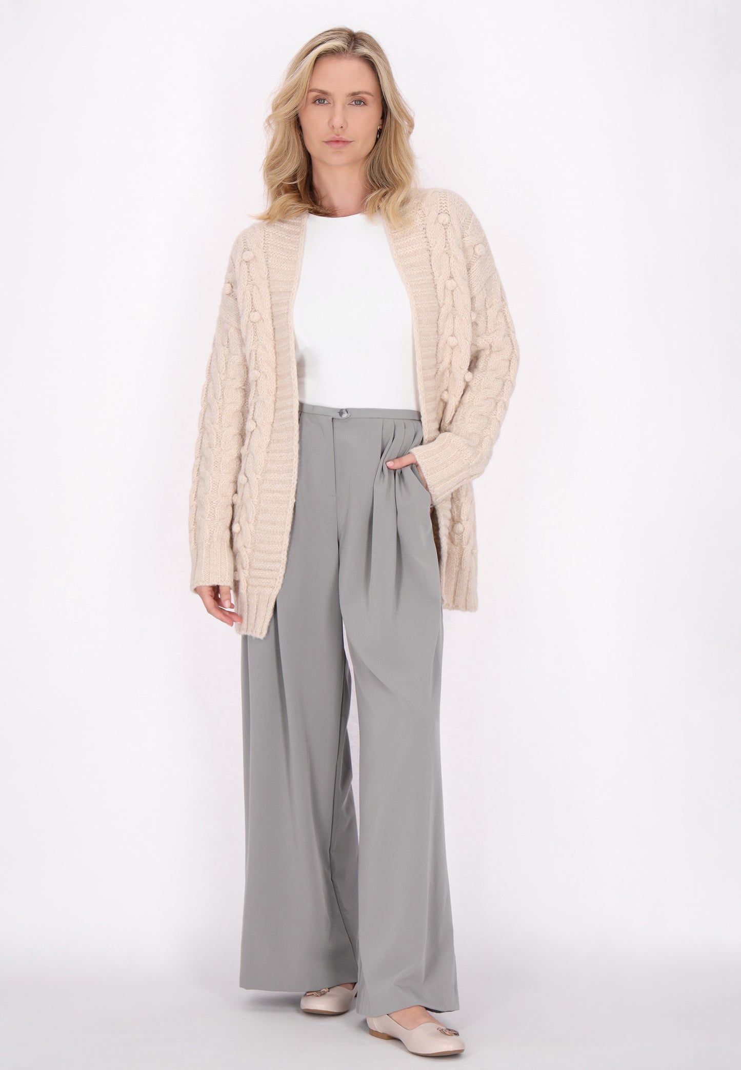 Minya Women's Cardigan