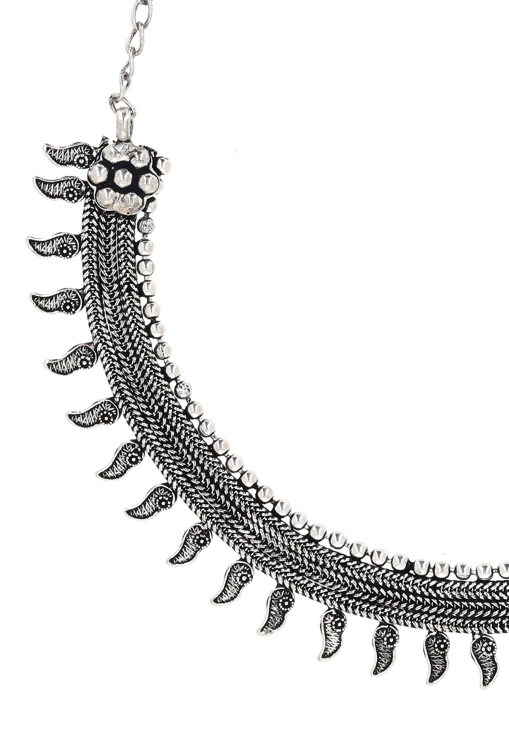 IZIA Women's Necklace