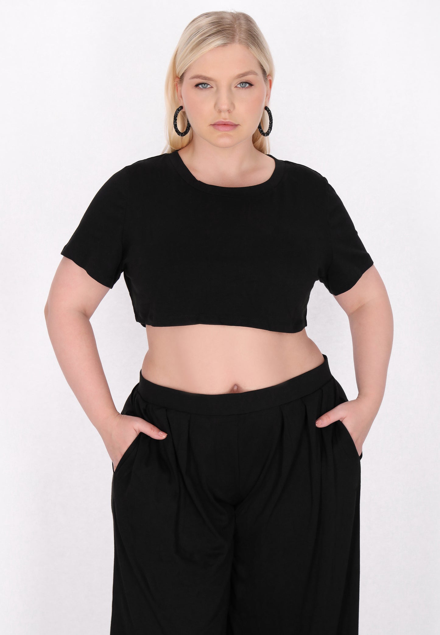 myMo ROCKS Women's Plus Size Crop Top