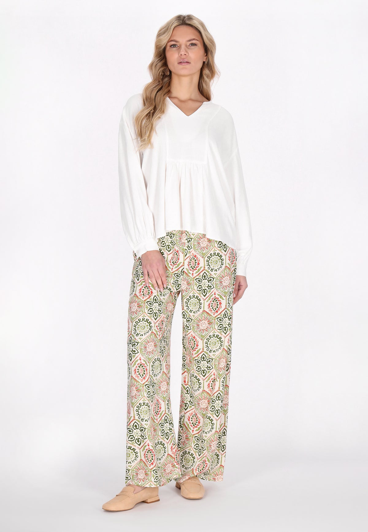 Alzou Women's Pants