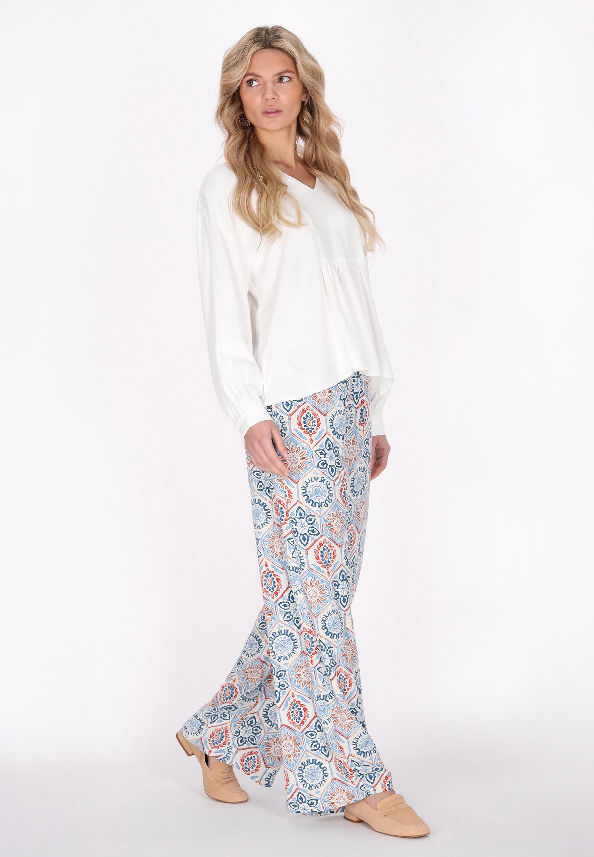 Alzou Women's Pants