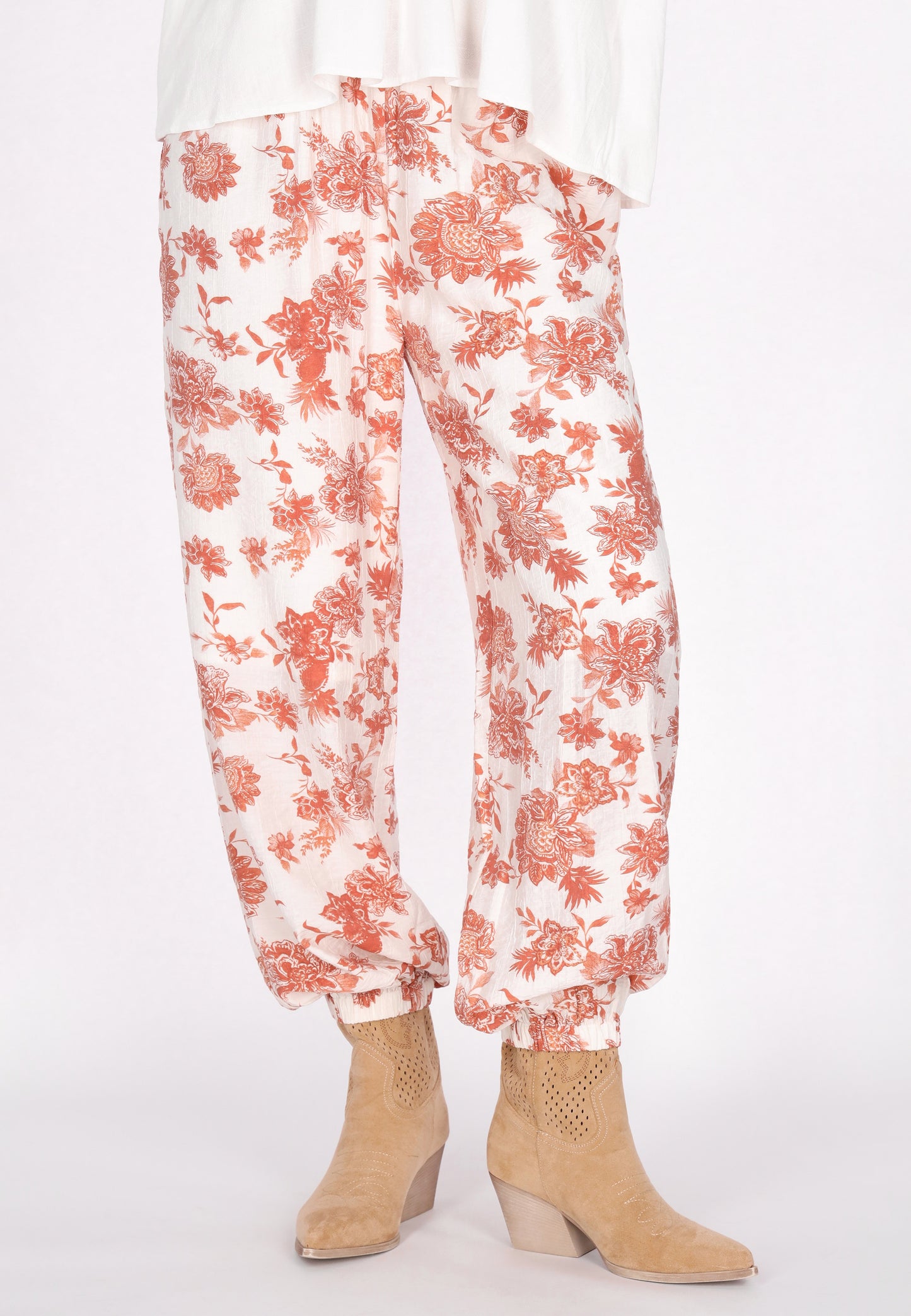 Gelya Women's Pants