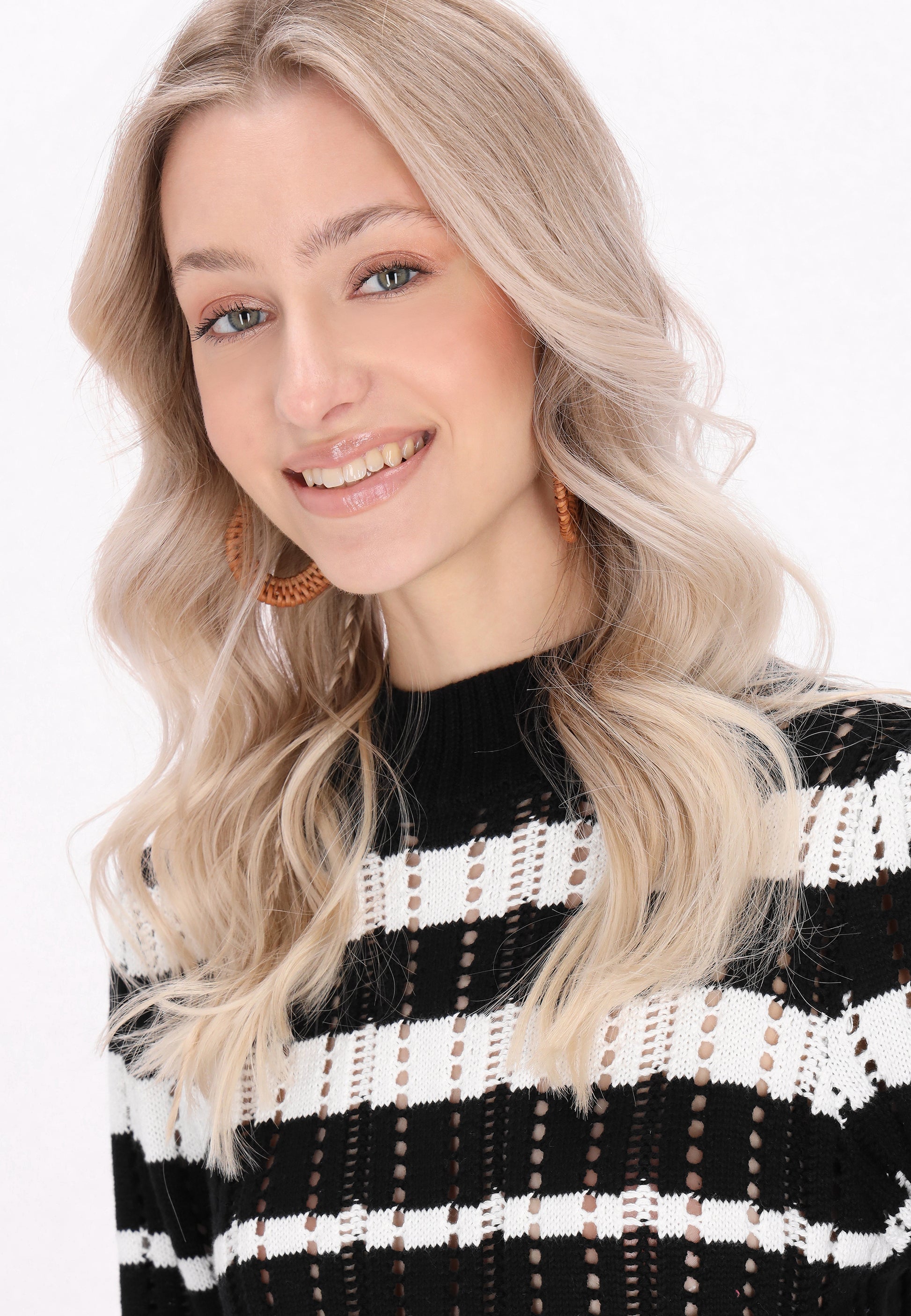 IZIA Women's Top