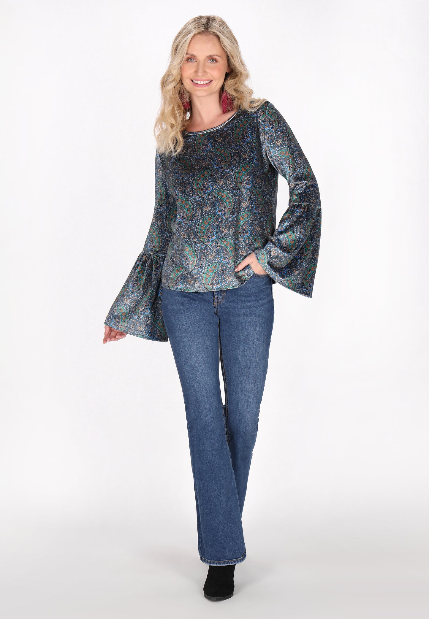 Esha Women's Blouse