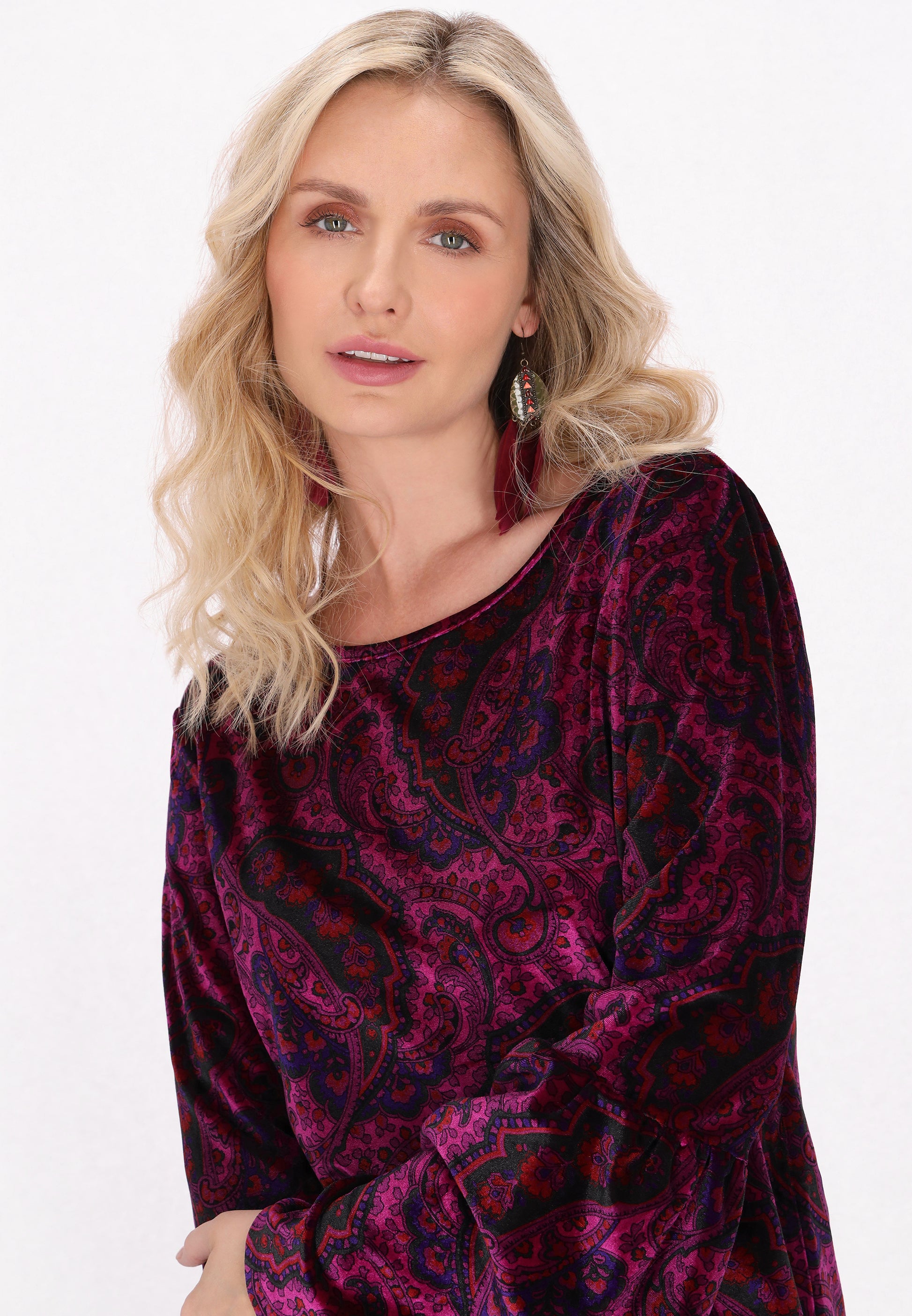 Esha Women's Blouse