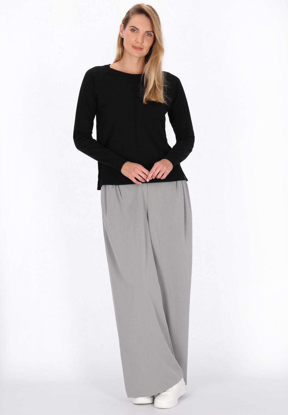 Risa Women's Sweater