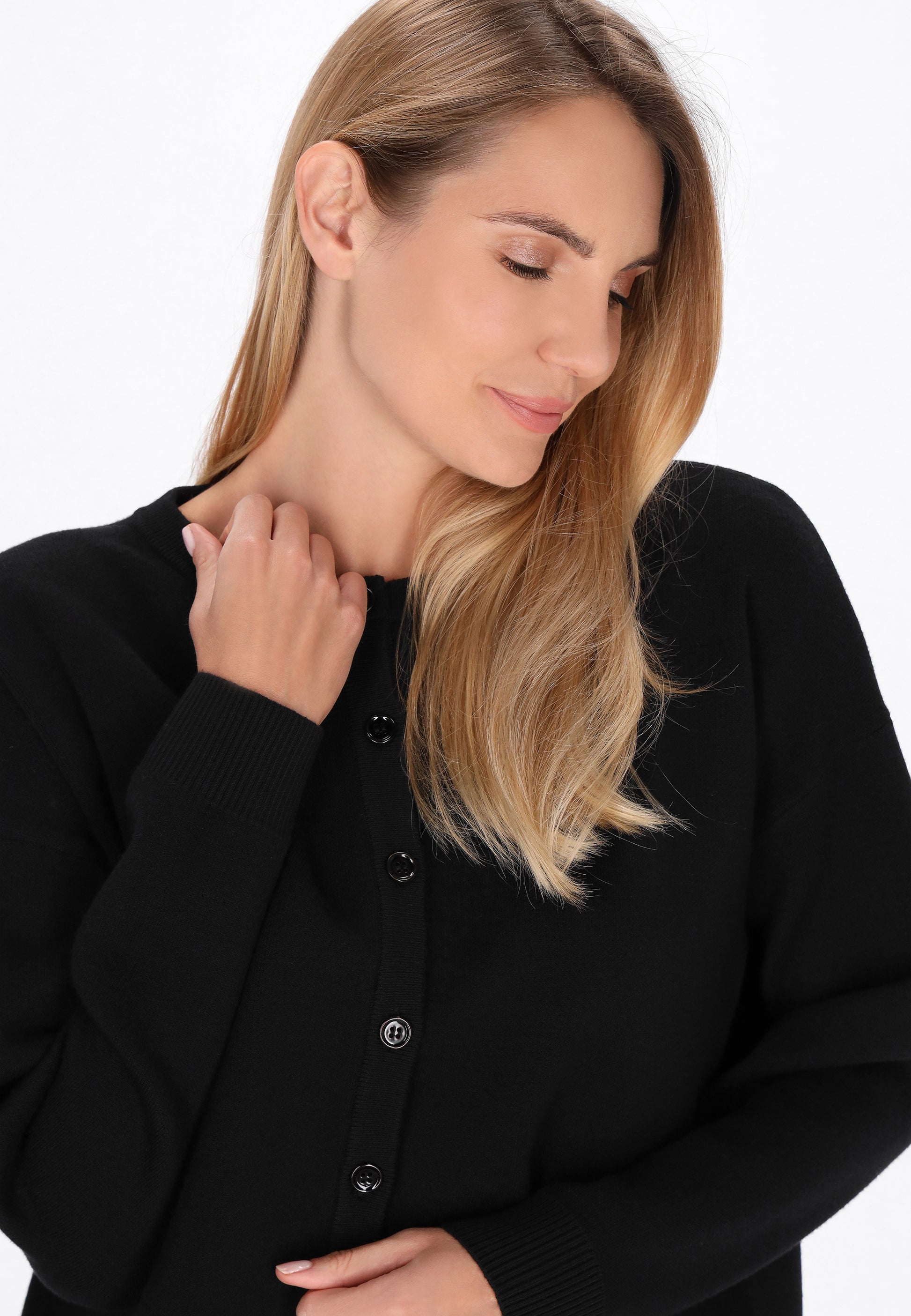 Vinaja Women's Cardigan