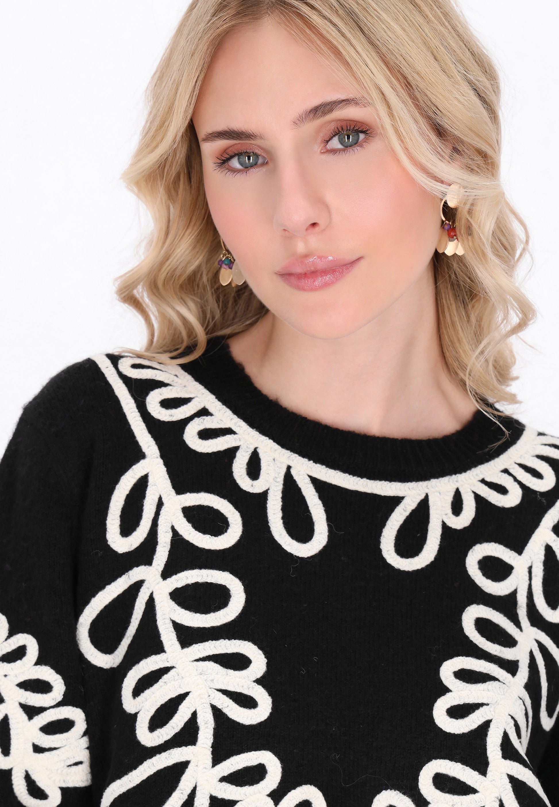 IZIA Women's Sweater