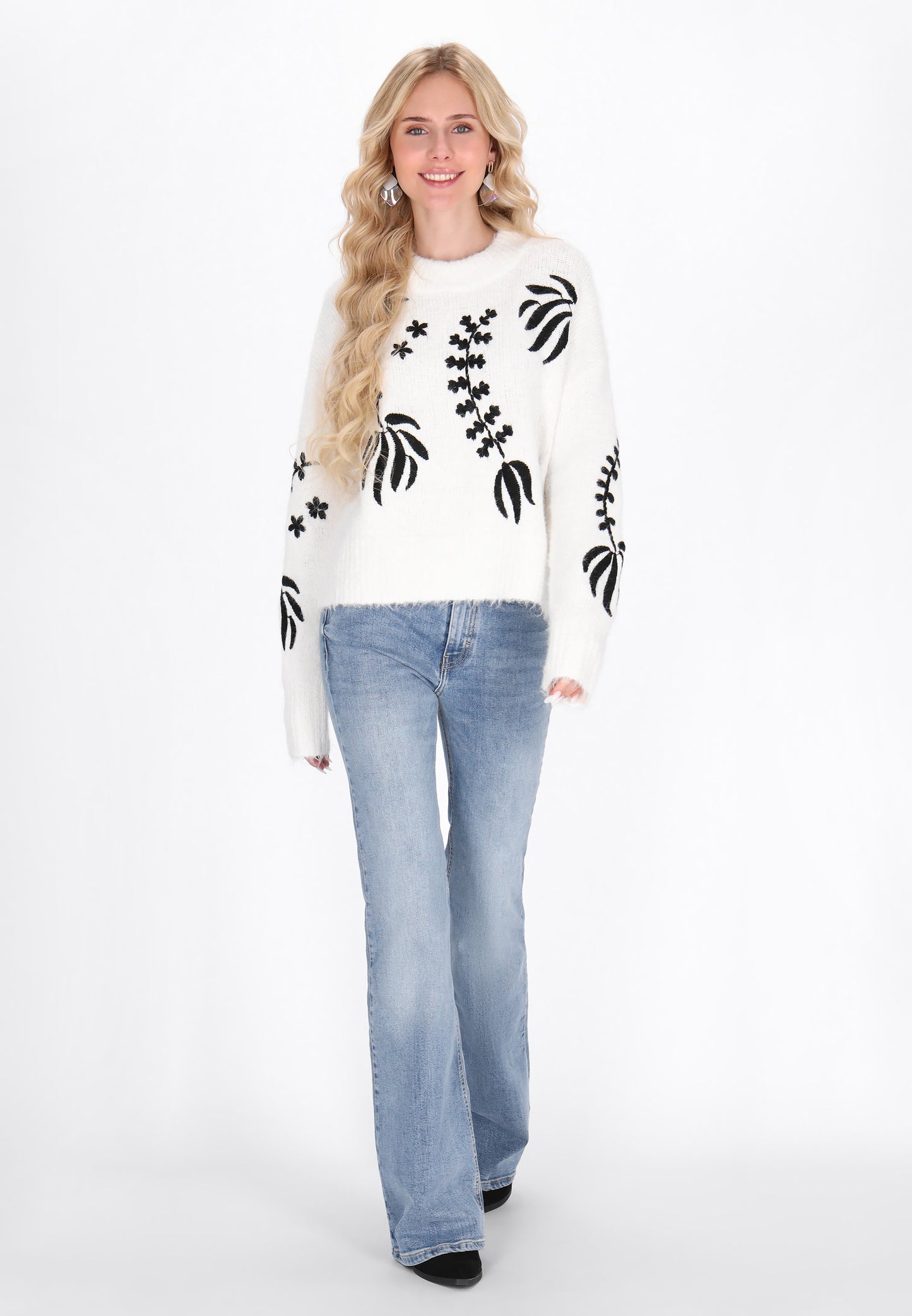 IZIA Women's Sweater
