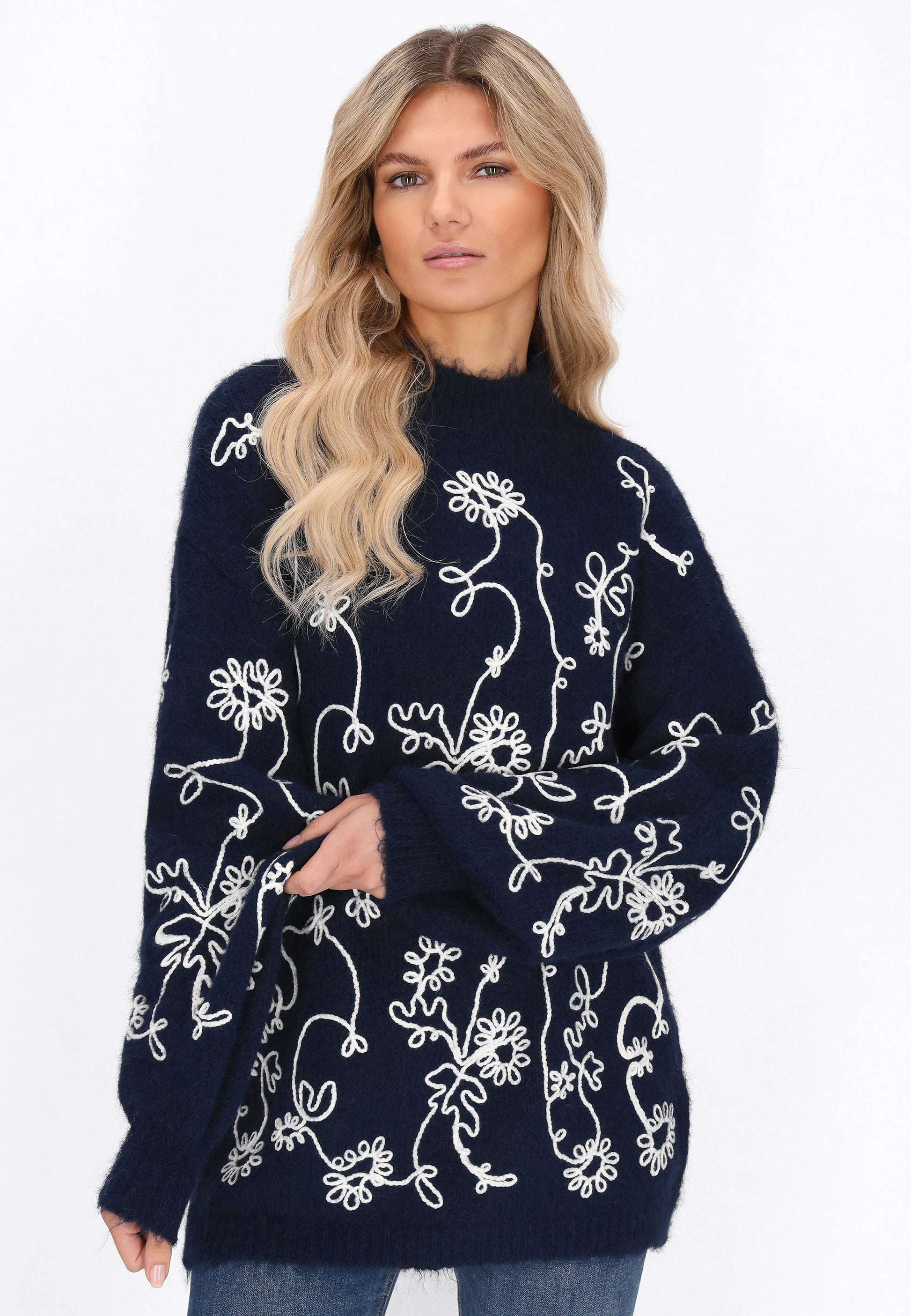 Merro Women's Sweater