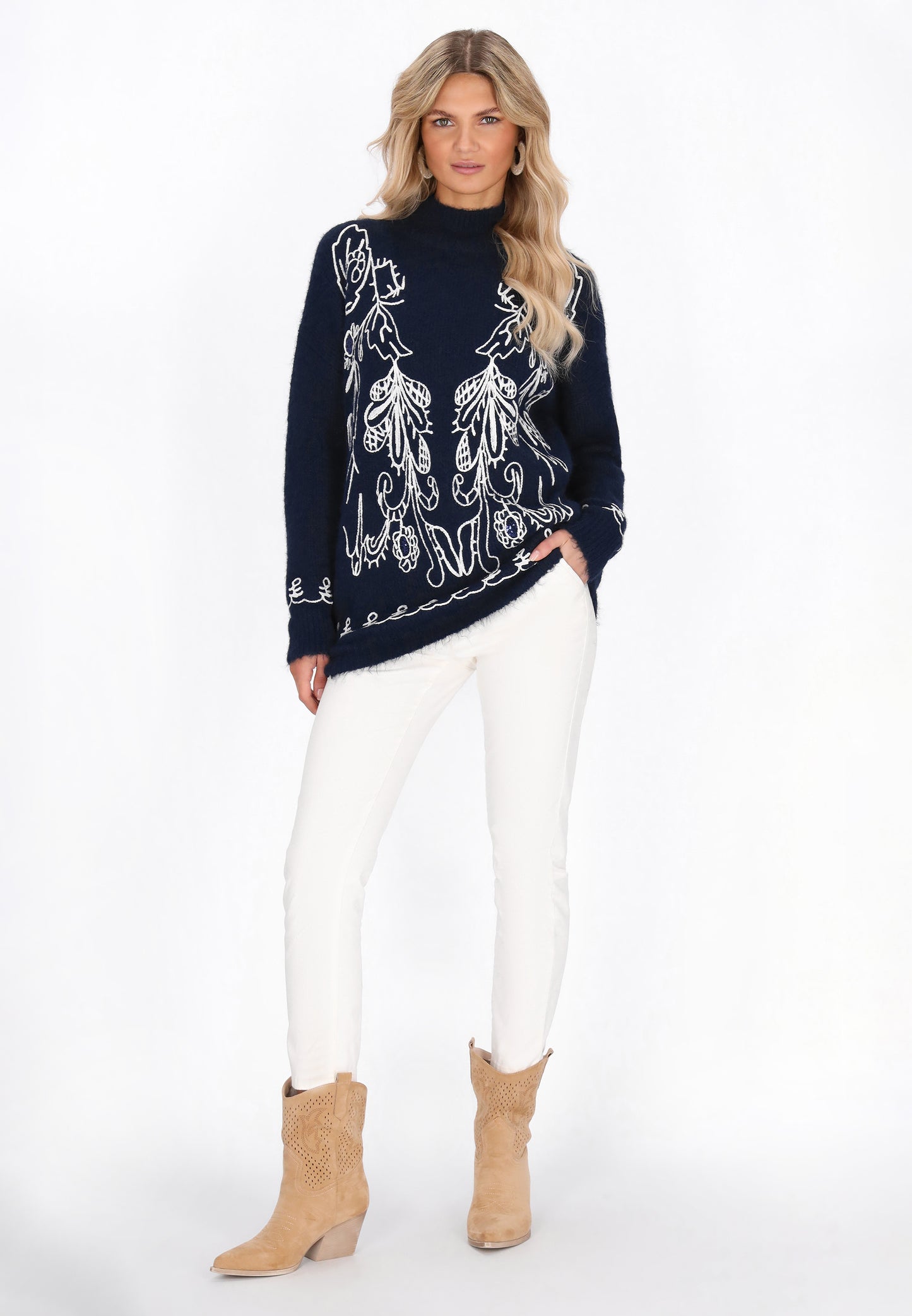 Esha Women's Sweater