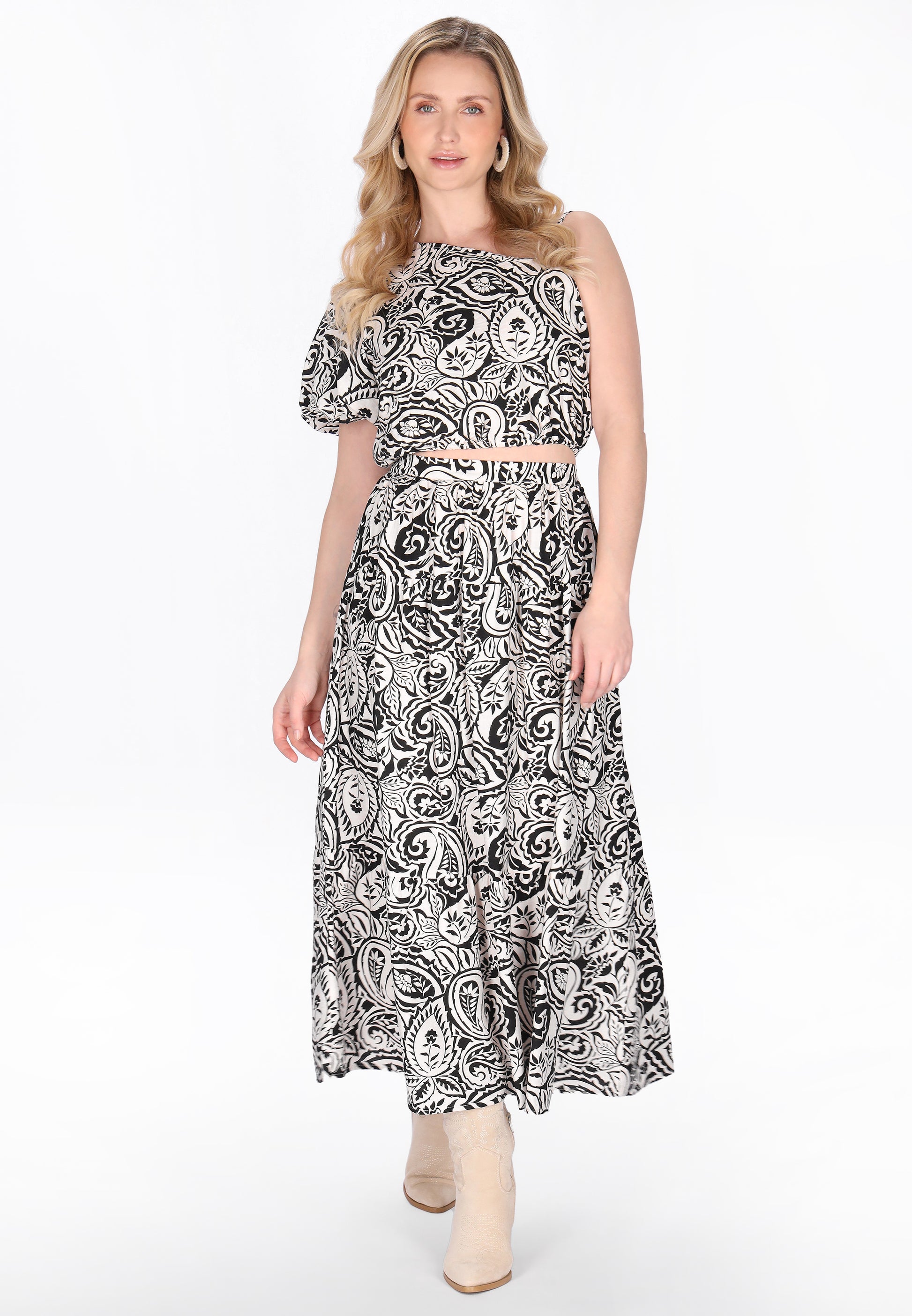 usha FESTIVAL Women's Skirt