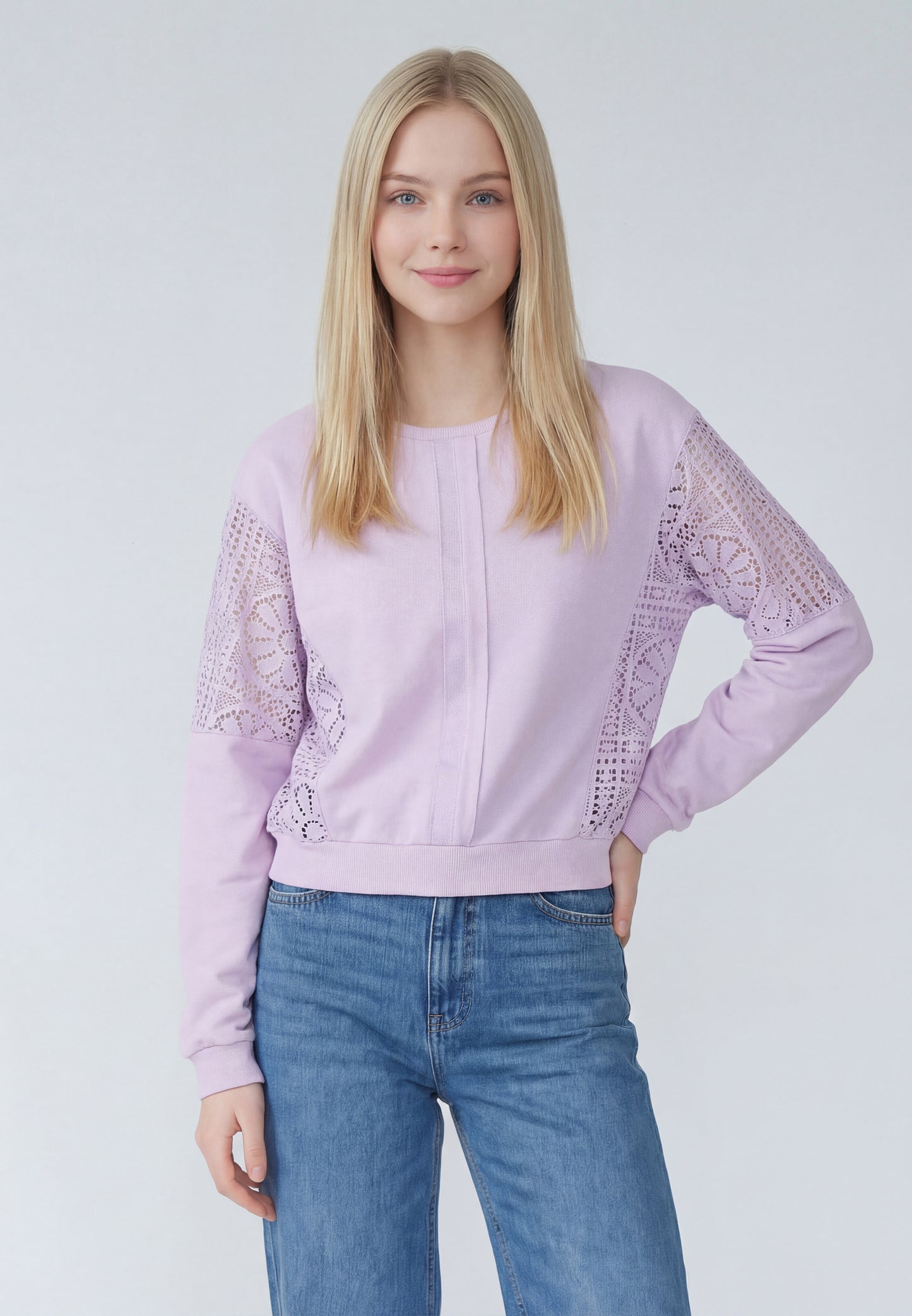 Albee Women's Sweatshirt