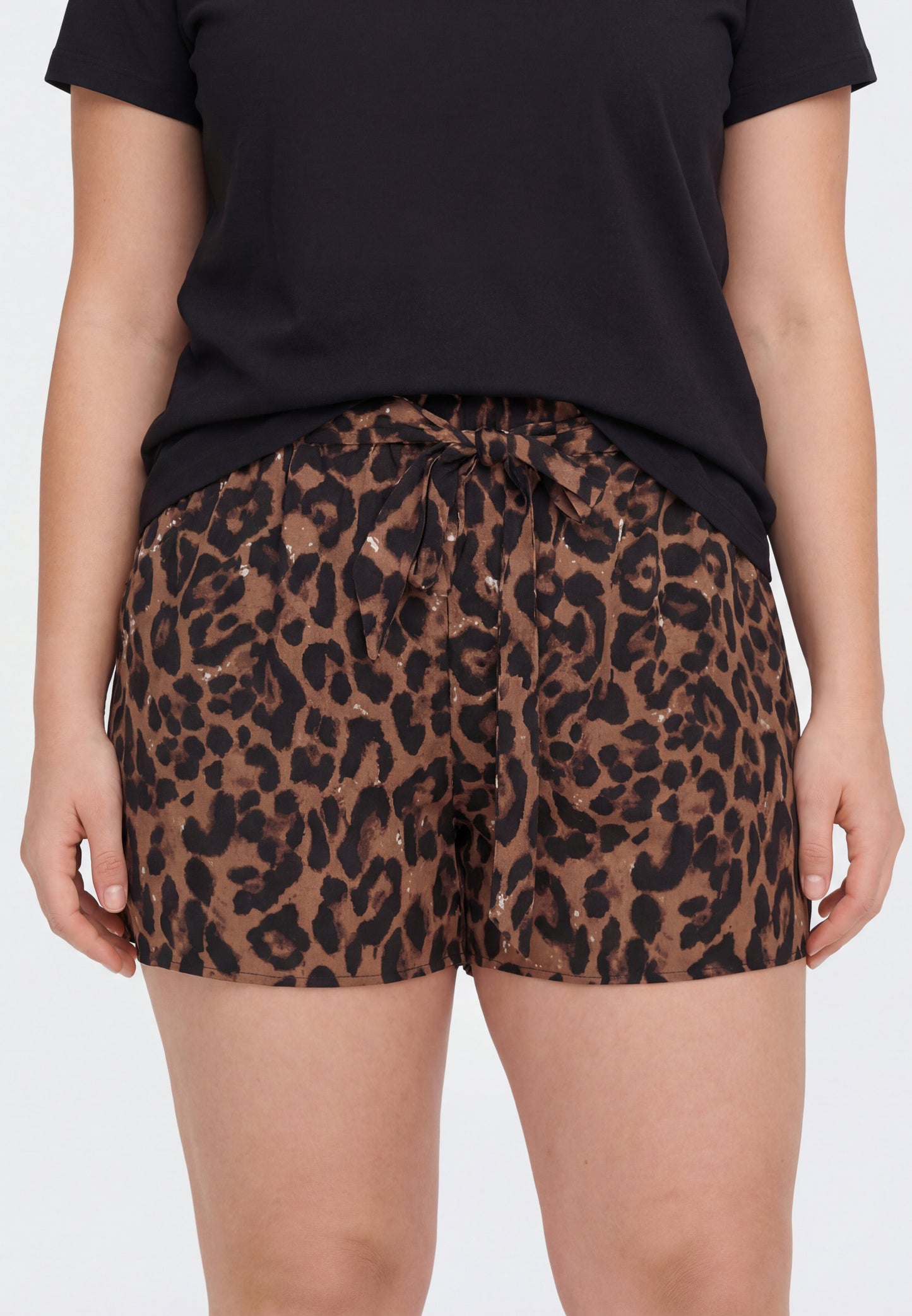 Nettie Women's Plus Size Shorts
