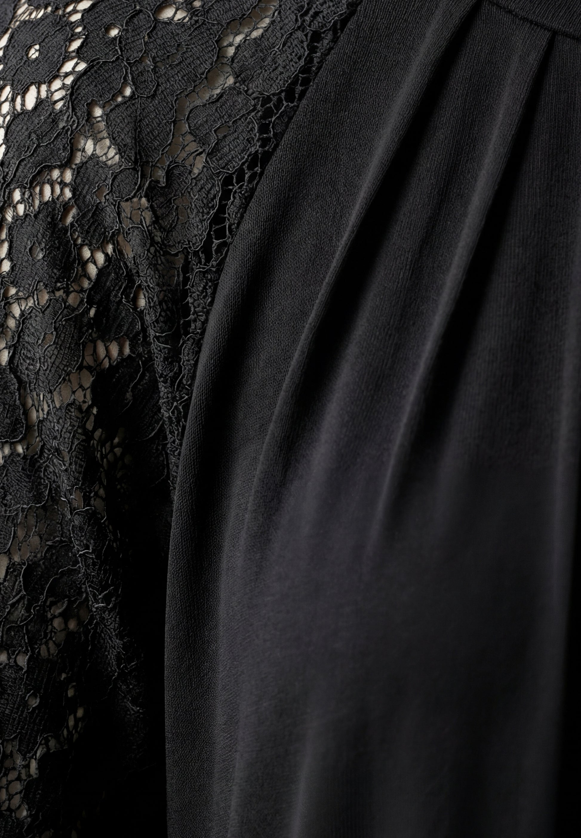 Naemi Dress