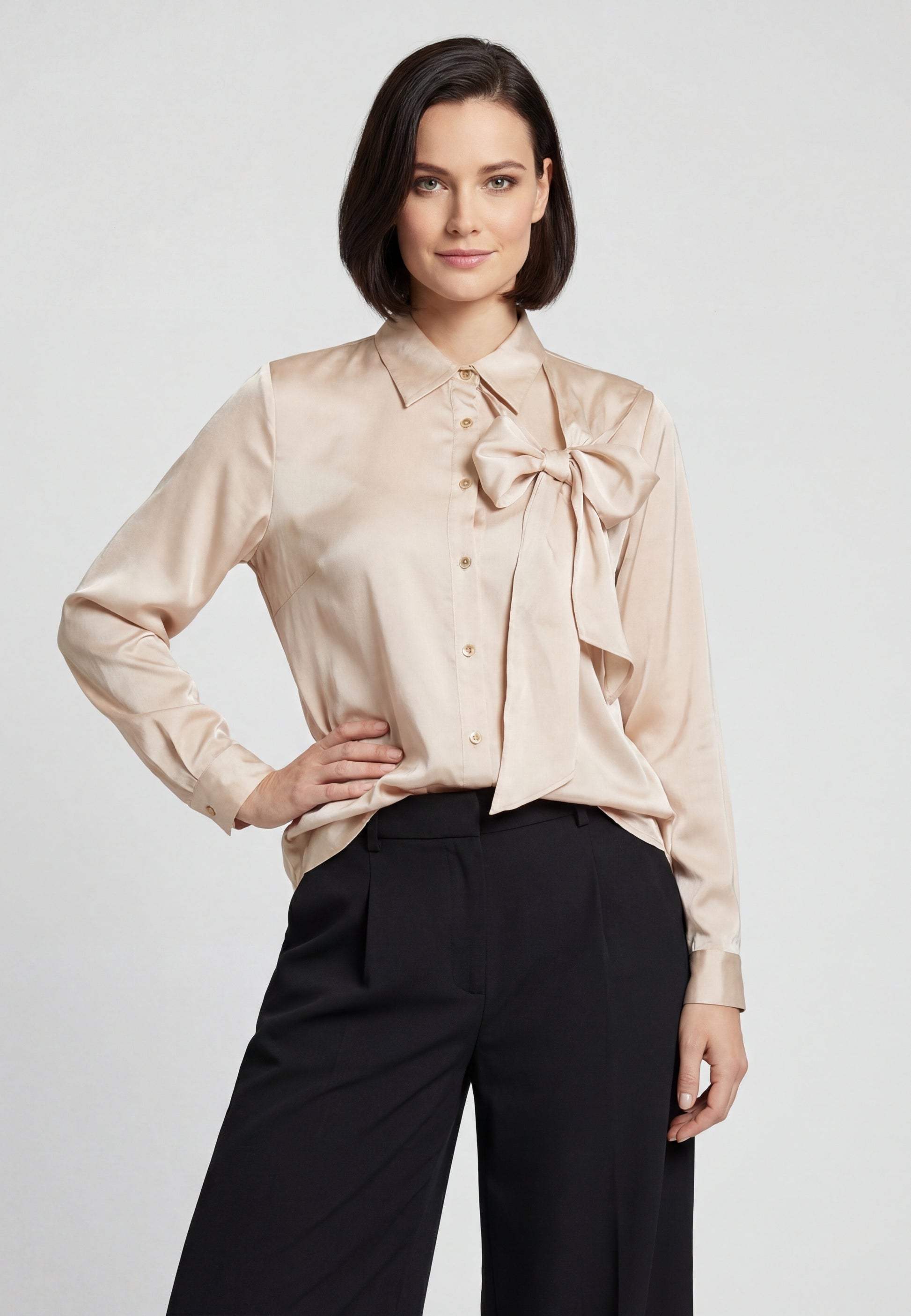 Lynnea Women's Blouse