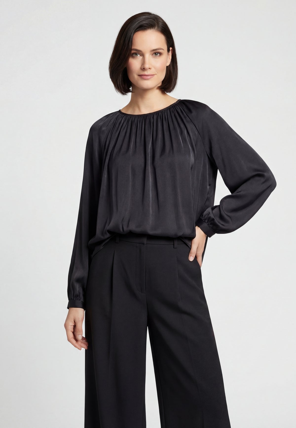 Lynnea Women's Blouse