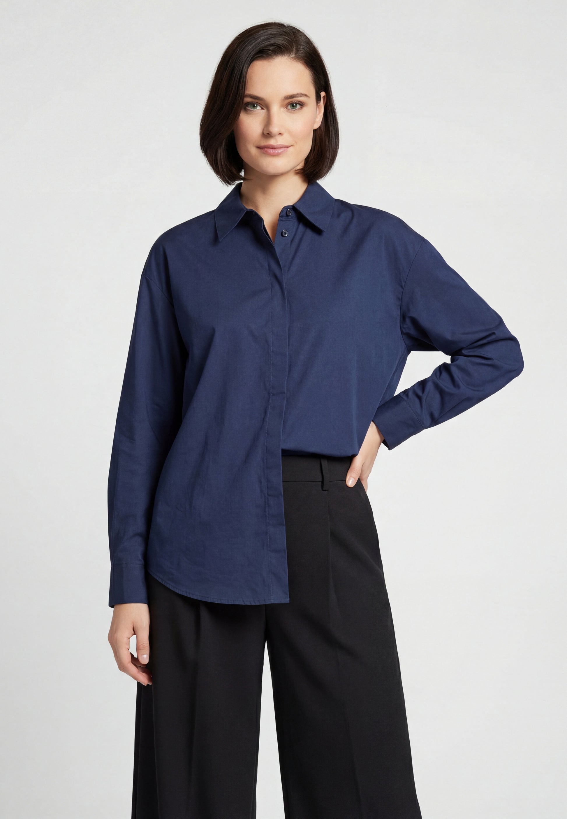 Lynnea Women's Shirt