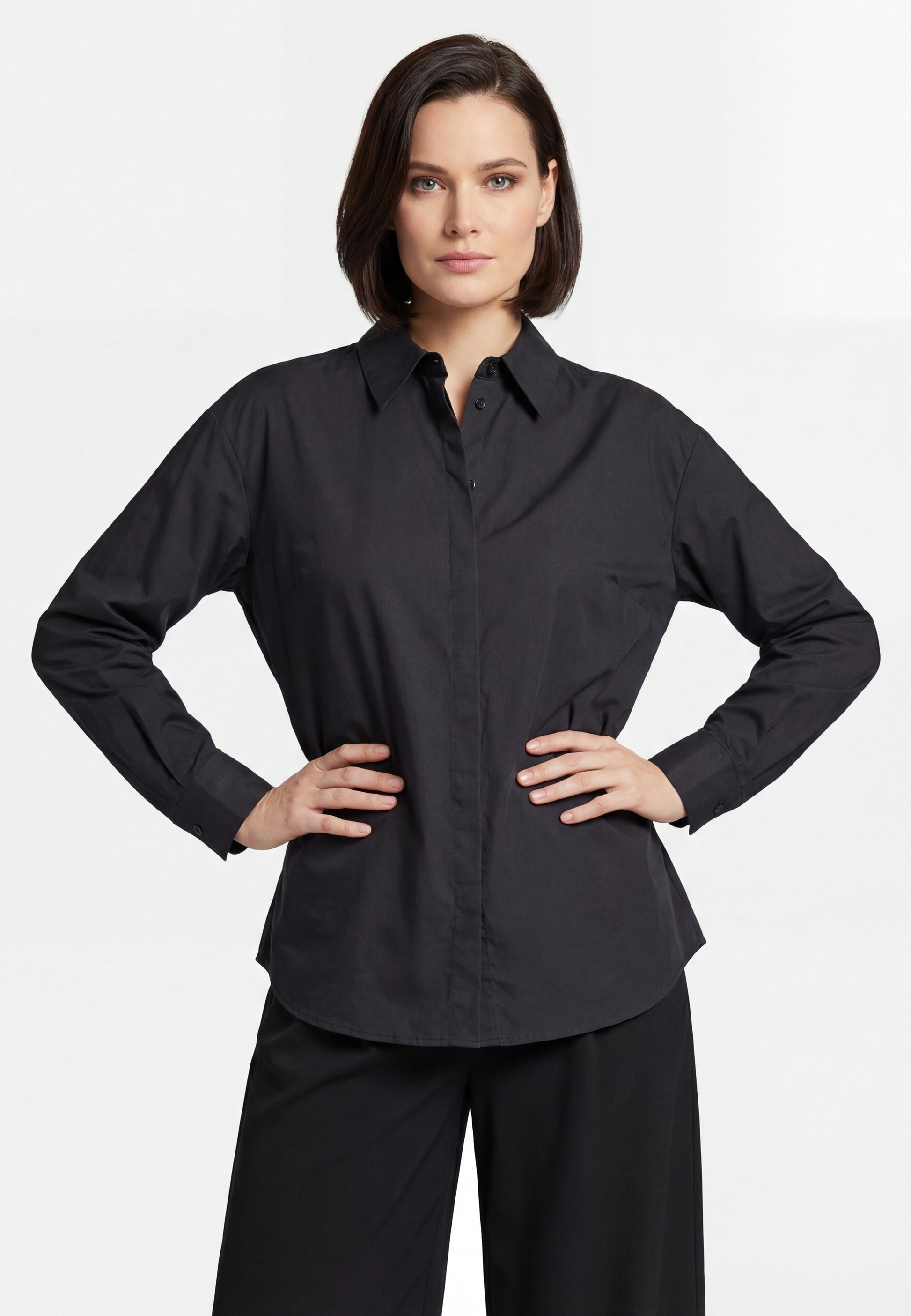 Lynnea Women's Shirt