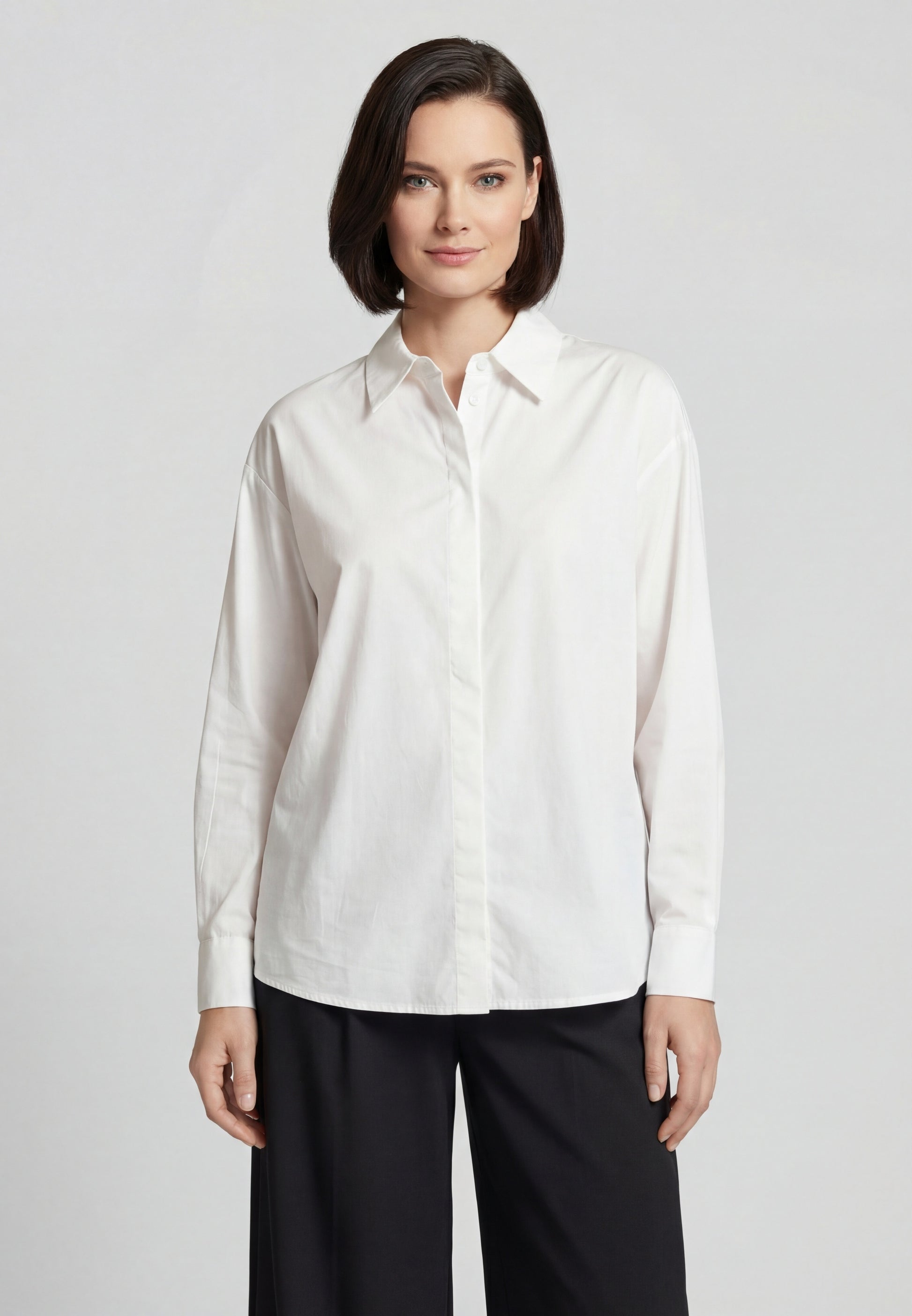 Lynnea Women's Shirt