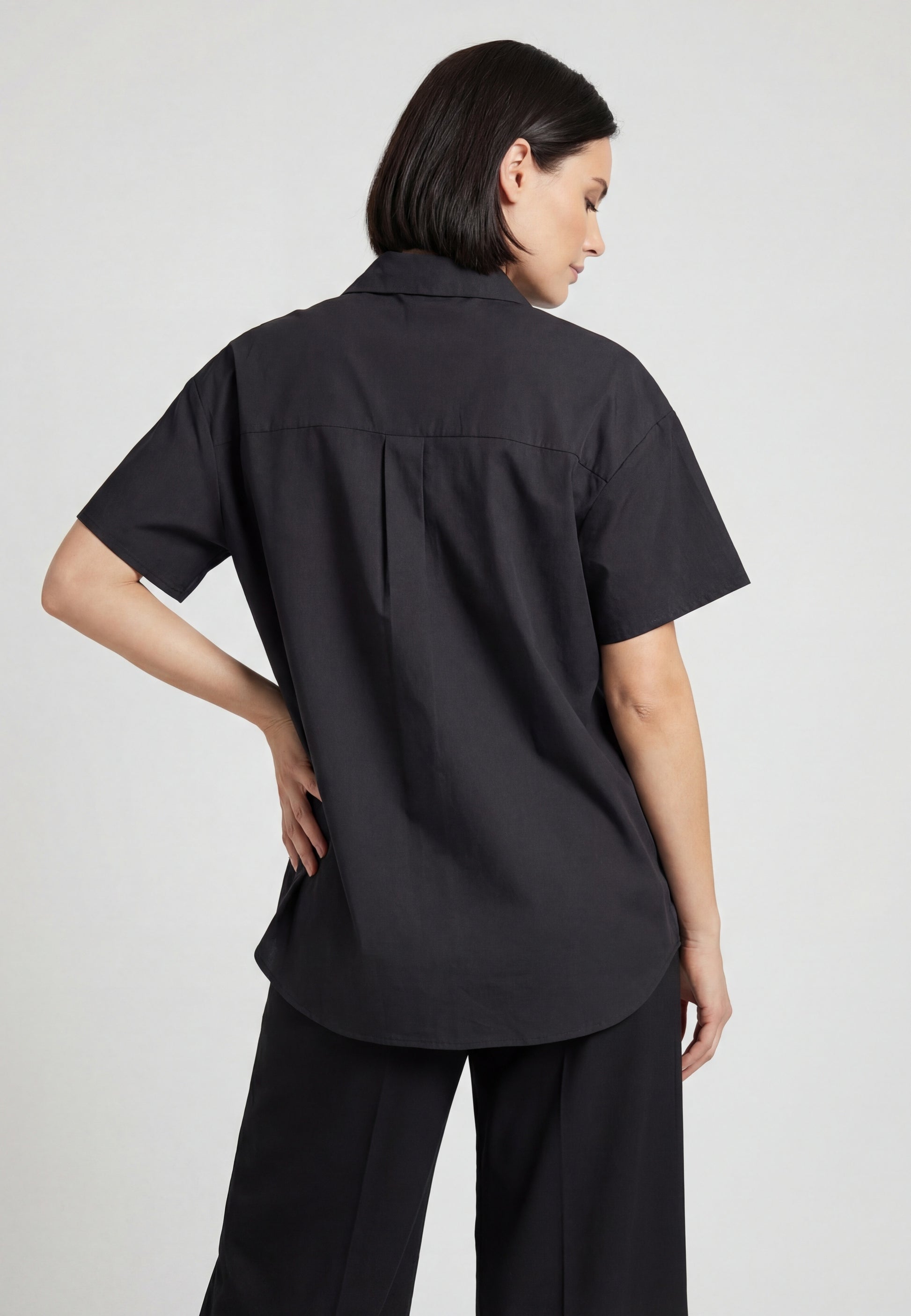 Lynnea Women's Shirt
