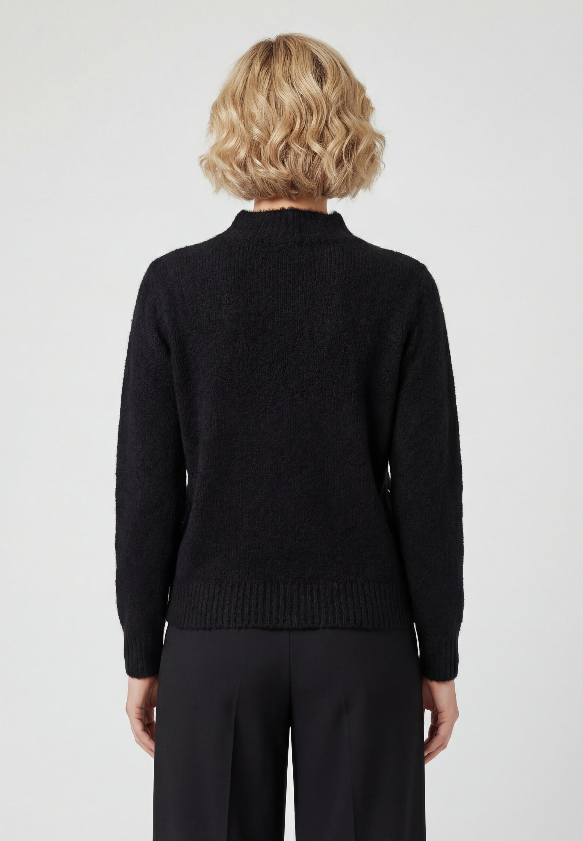 Lynnea Women's Sweater