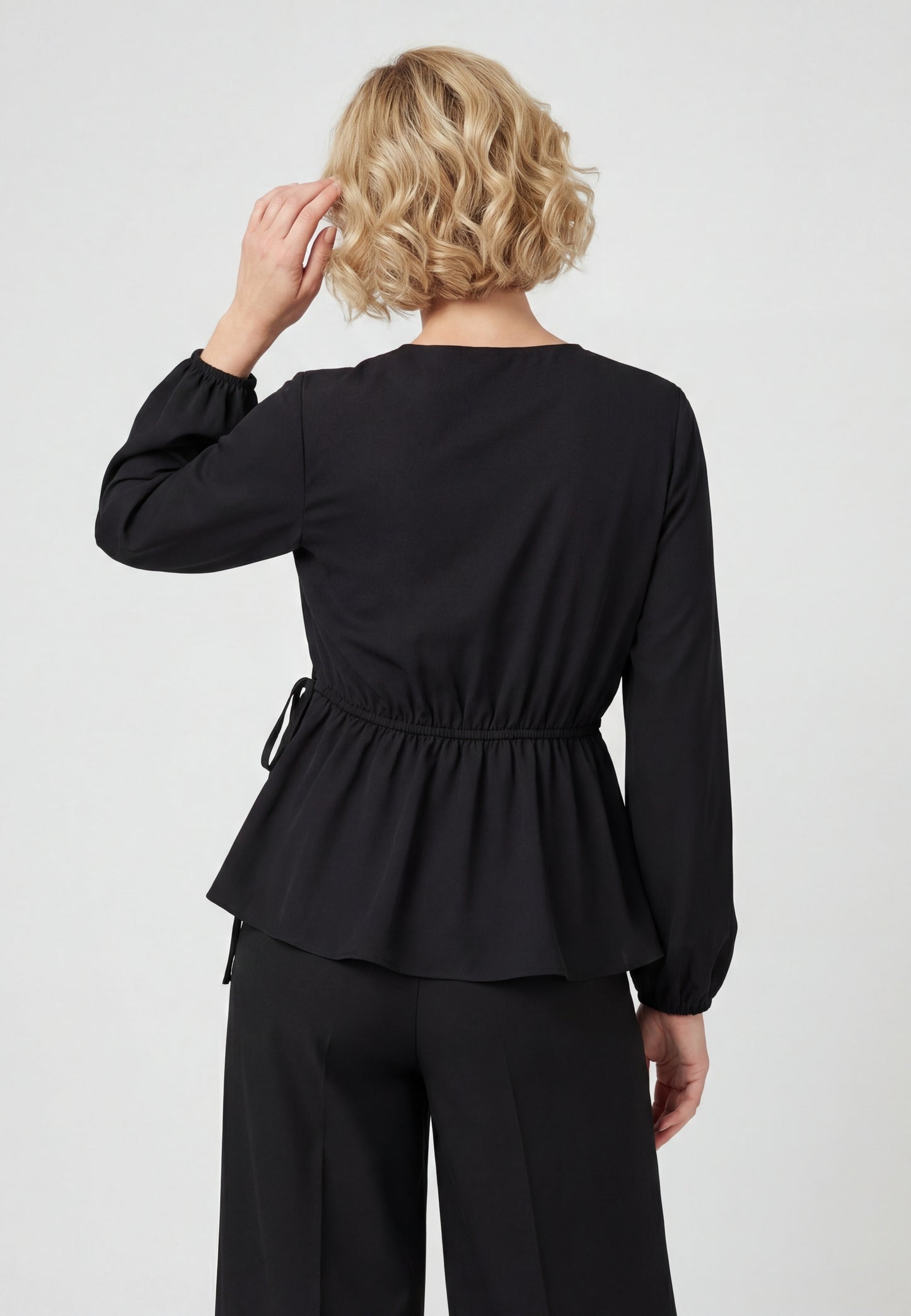 Lynnea Women's Blouse