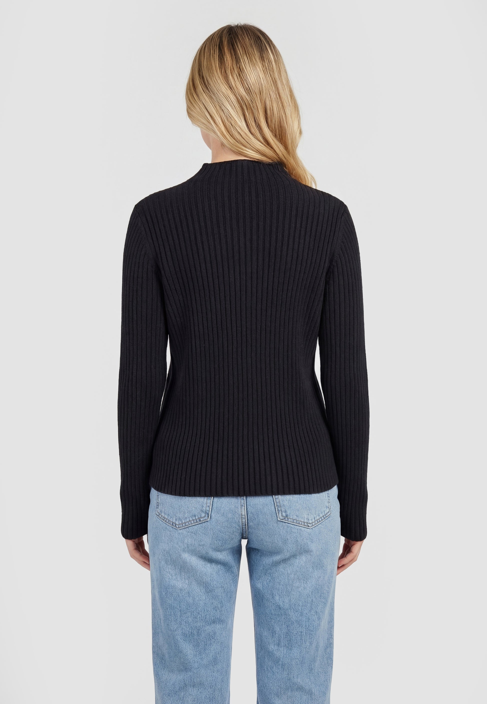 Caley Women's Sweater