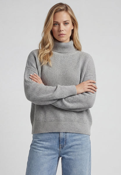 Caley Women's Knitted Sweater