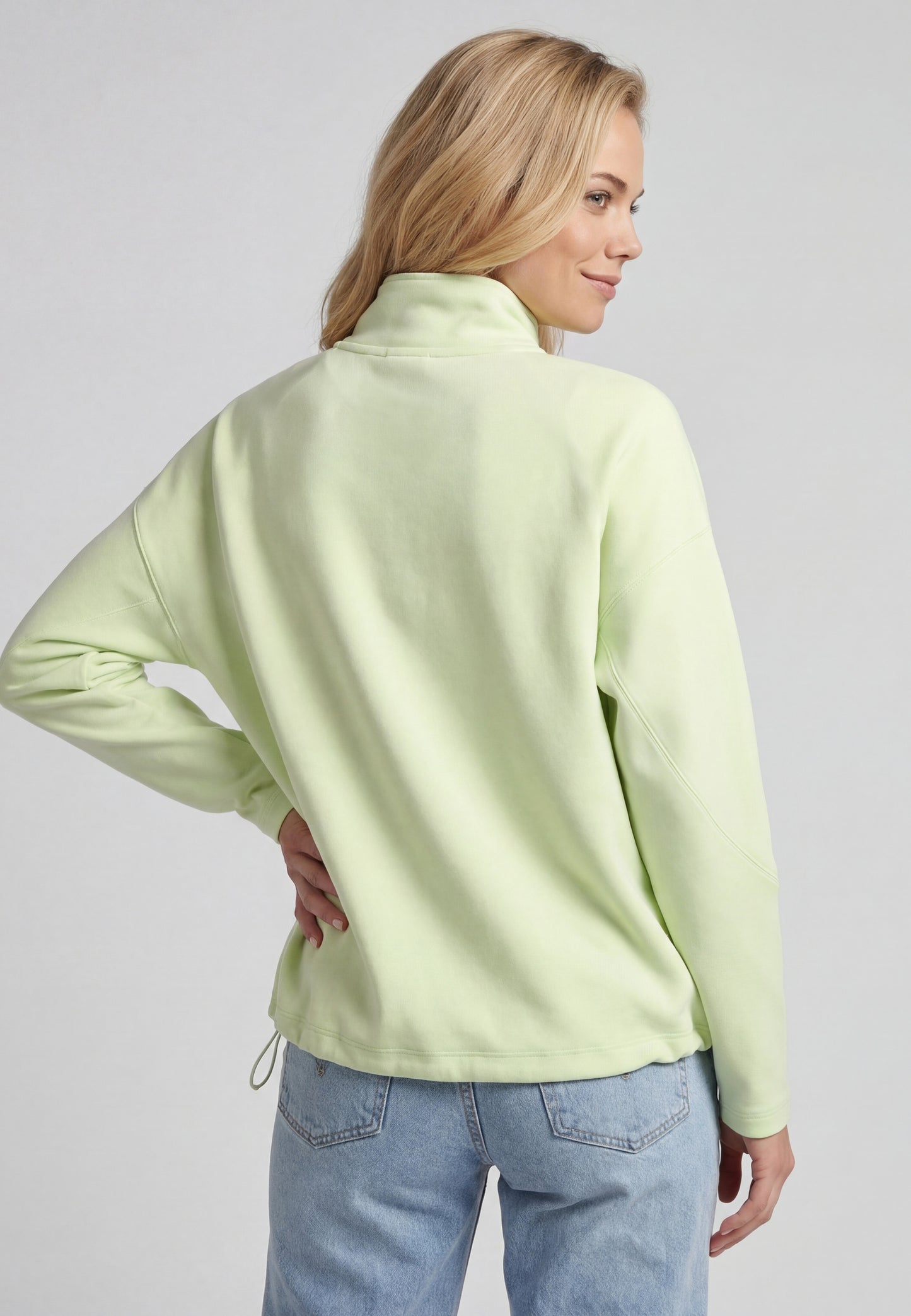 Caley Women's Sweatshirt