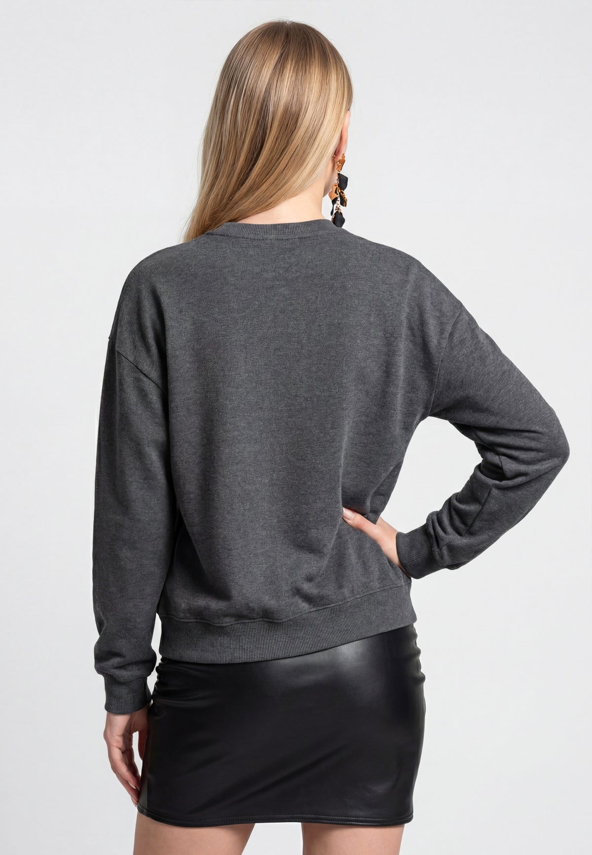 faina GLOW Sweatshirt