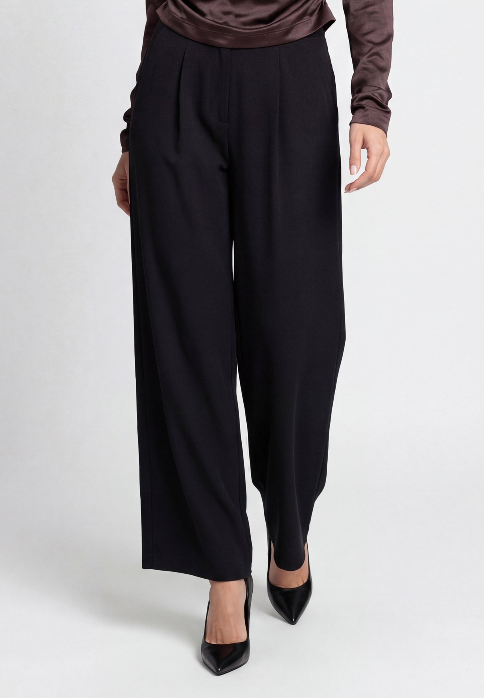 faina Pants
