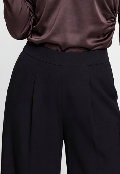 faina Pants