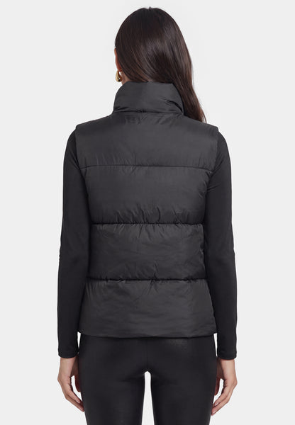 faina Vest