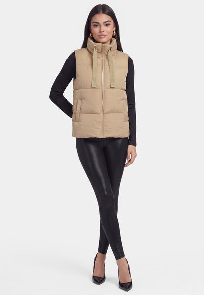 faina Vest