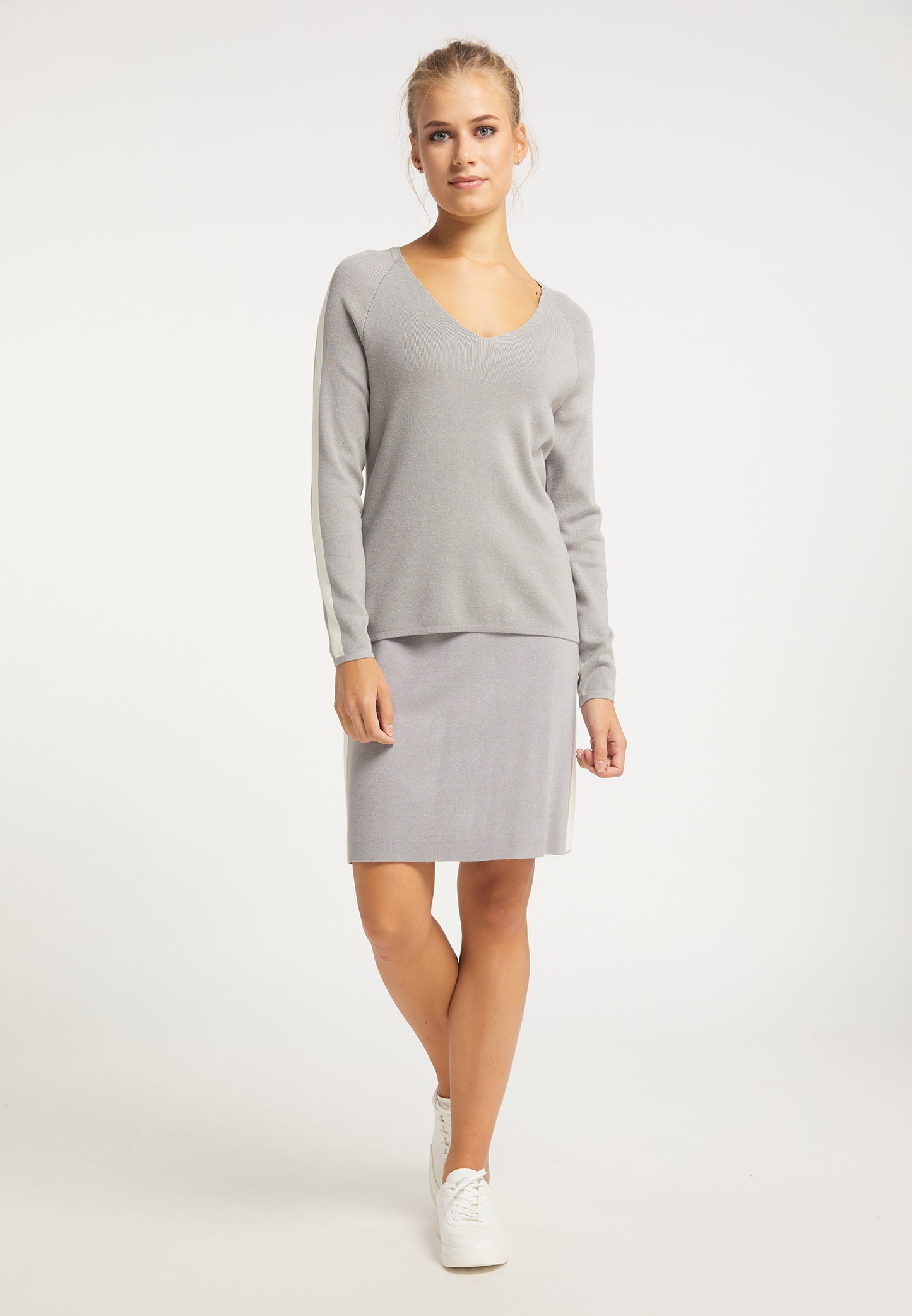 Mutha Women's Knitted Sweater